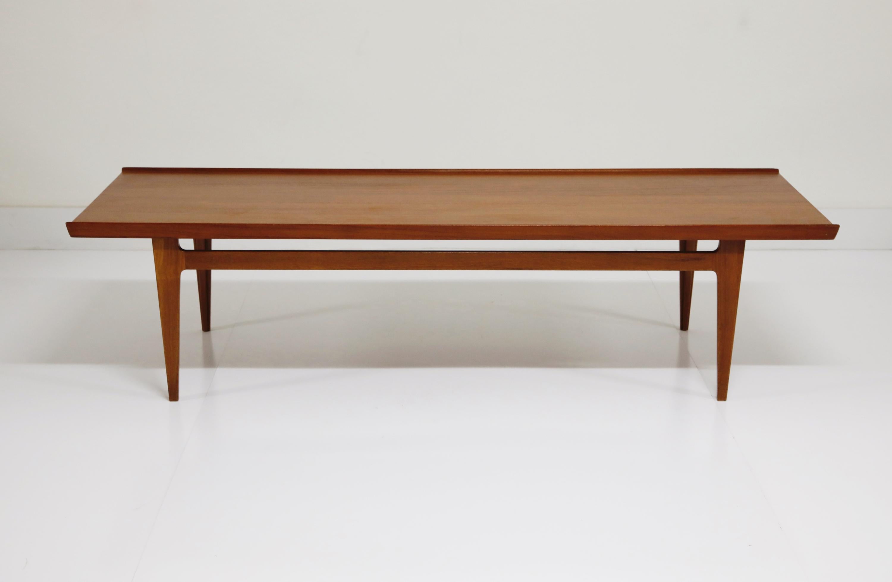 finn juhl table