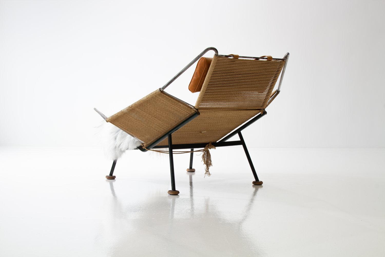 Scandinavian Modern Early Flag Halyard Chair GE225 by Hans Wegner with Wooden Feet, Denmark, 1950