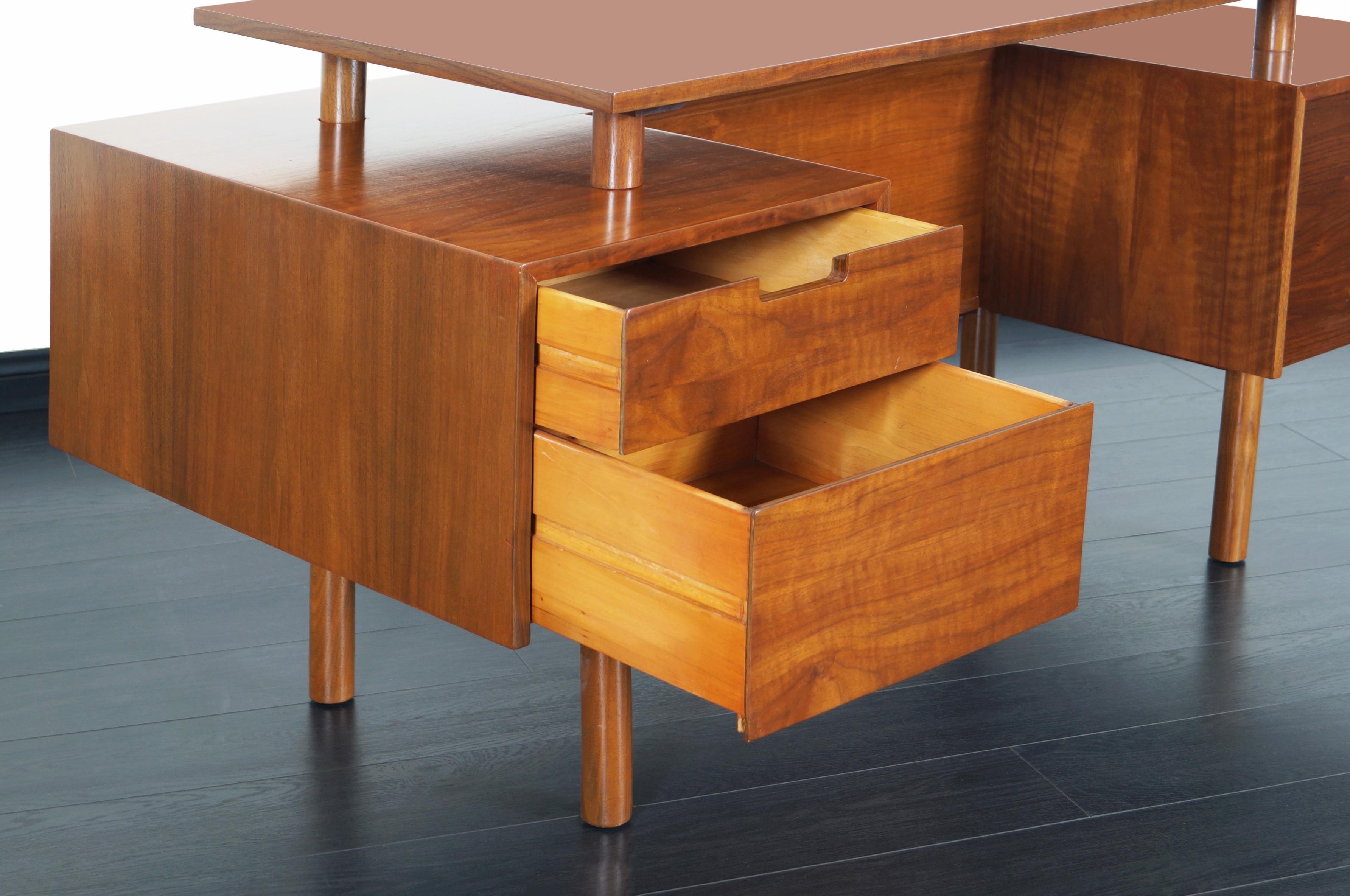 Early Floating Top Walnut Desk by Milo Baughman In Excellent Condition In North Hollywood, CA