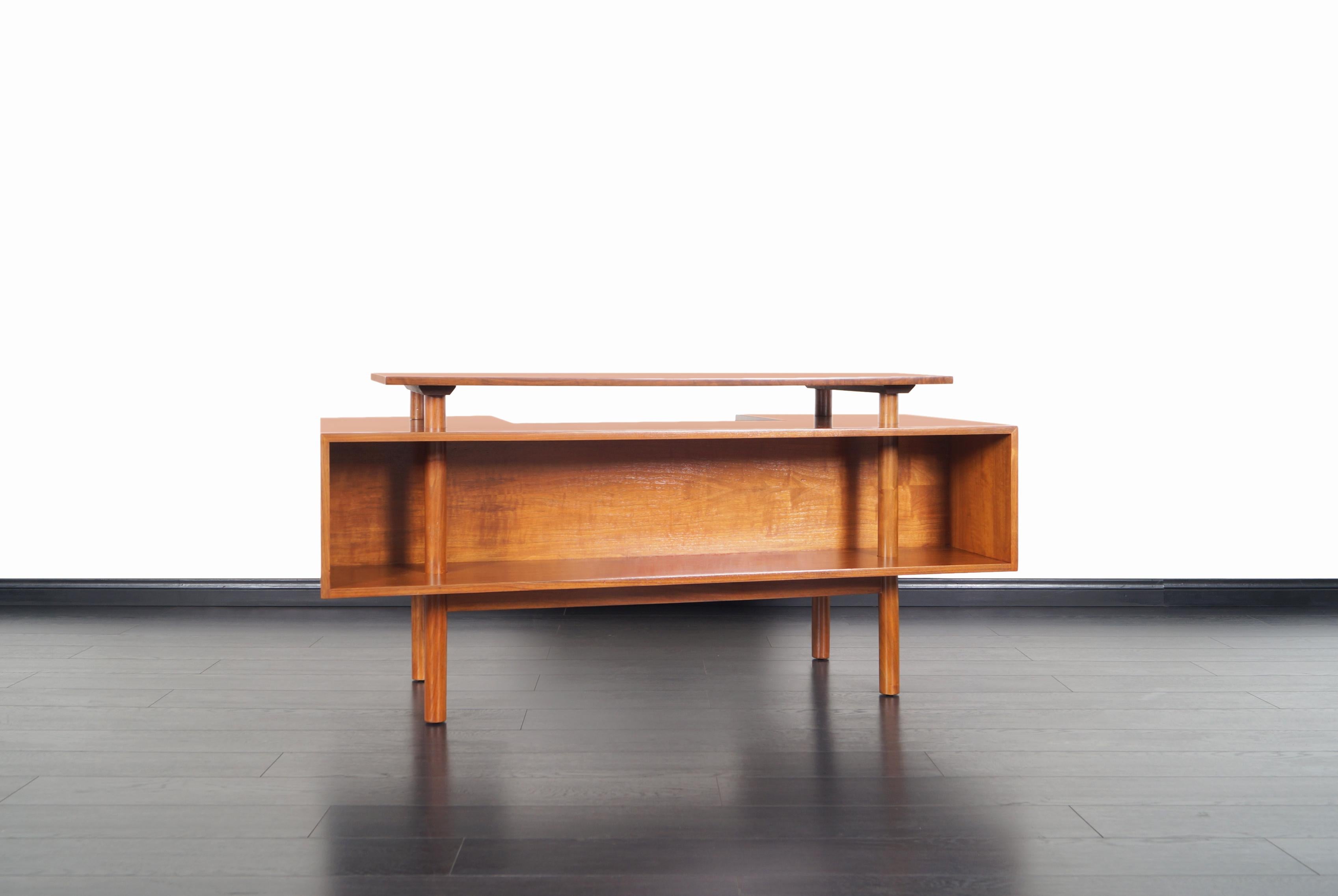 Early Floating Top Walnut Desk by Milo Baughman 1