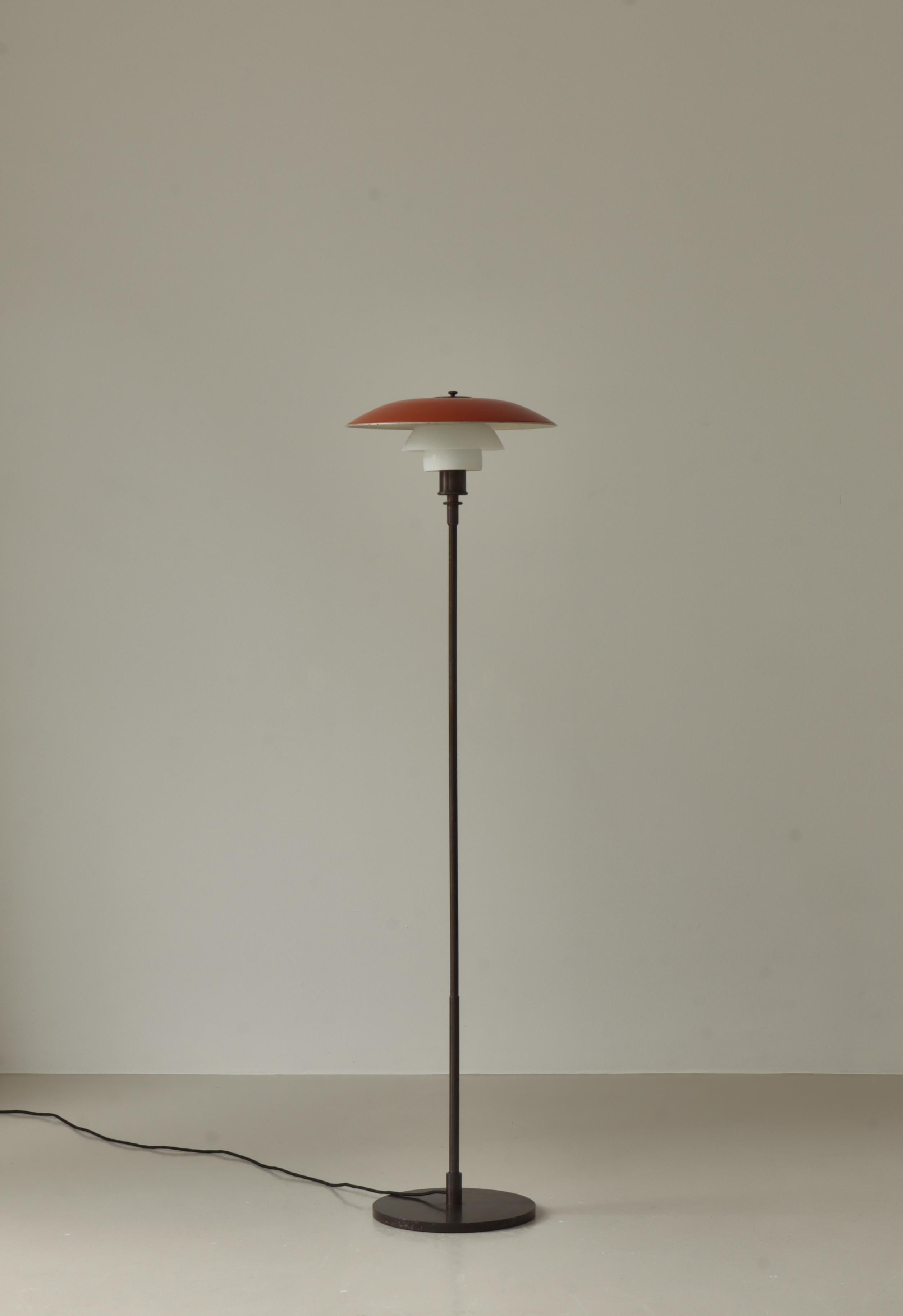 Scandinavian Modern Early Floor Lamp 