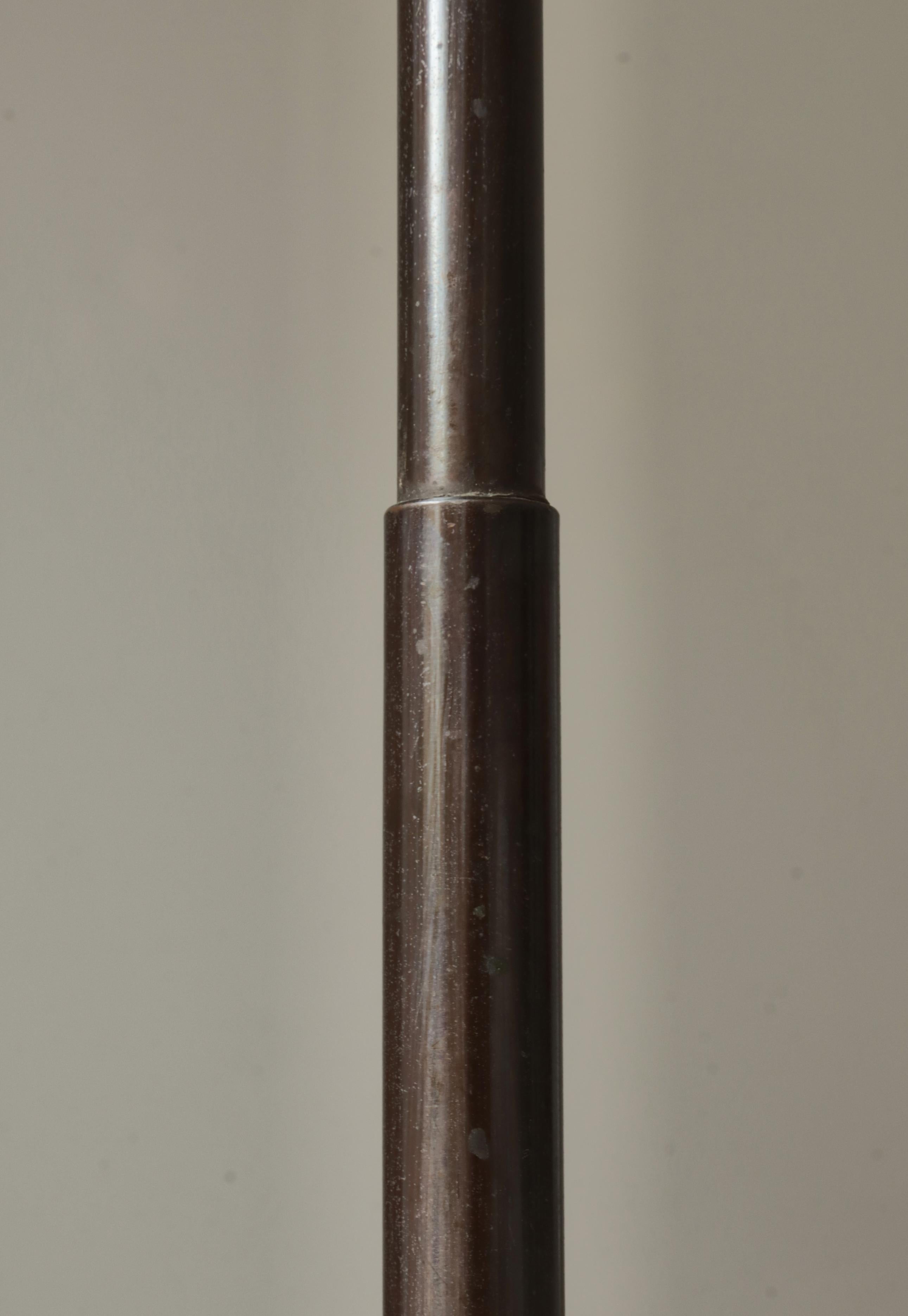 Early Floor Lamp 