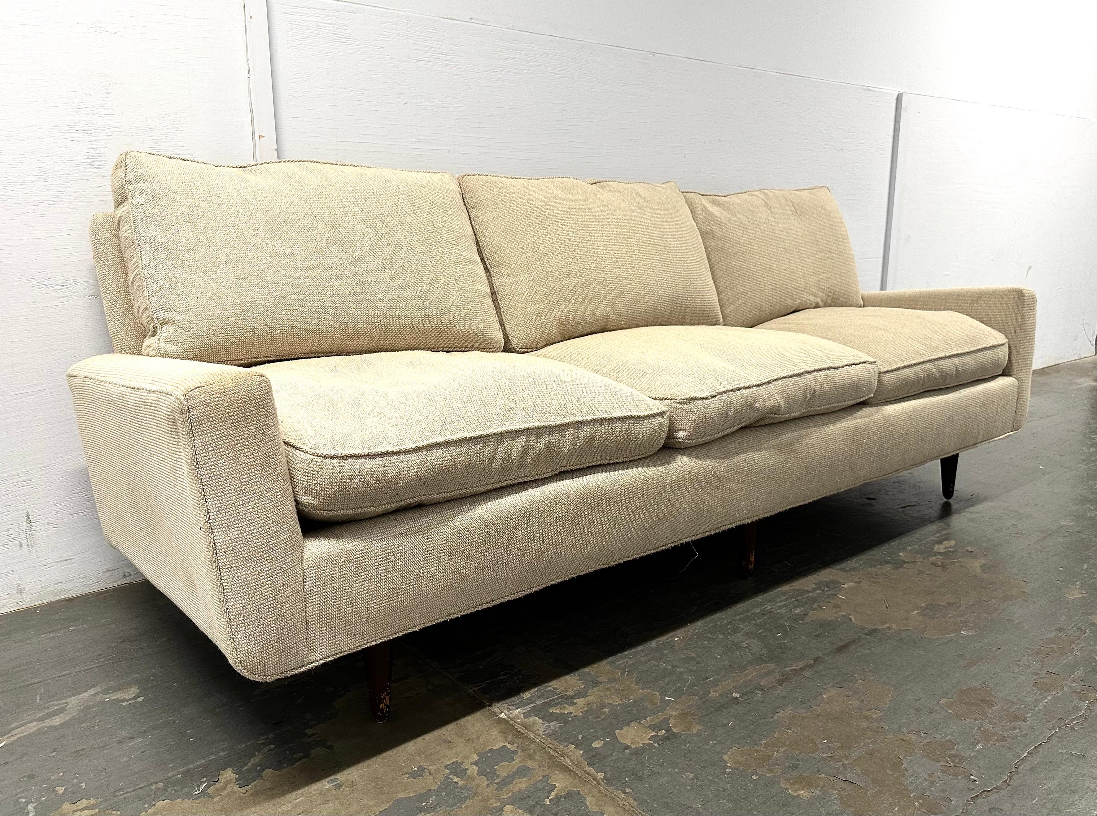 Frühes Florence Knoll 3-Sitz-Sofa Modell 26 (Moderne der Mitte des Jahrhunderts) im Angebot