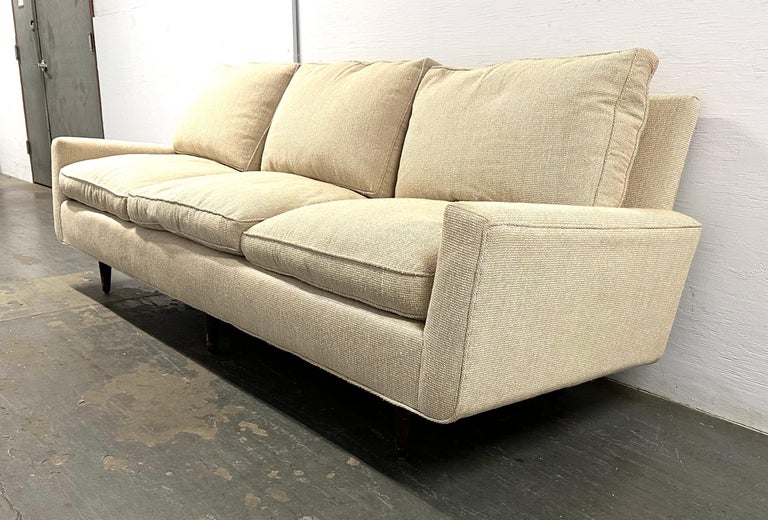 American Early Florence Knoll 3-Seat Model 26 Sofa For Sale