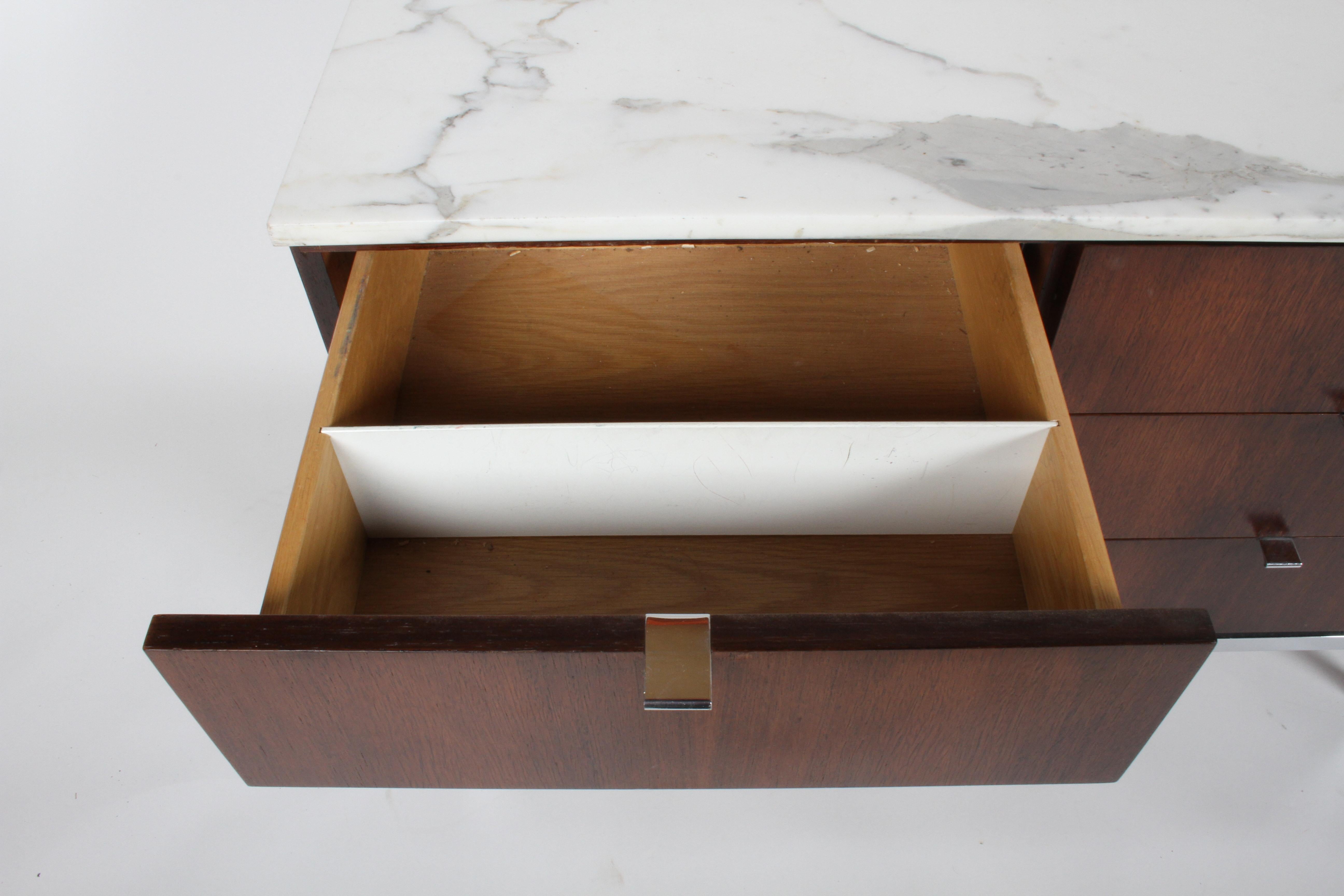 Early Florence Knoll Credenza in Rosewood with Calacatta Gold Marble Top For Sale 6