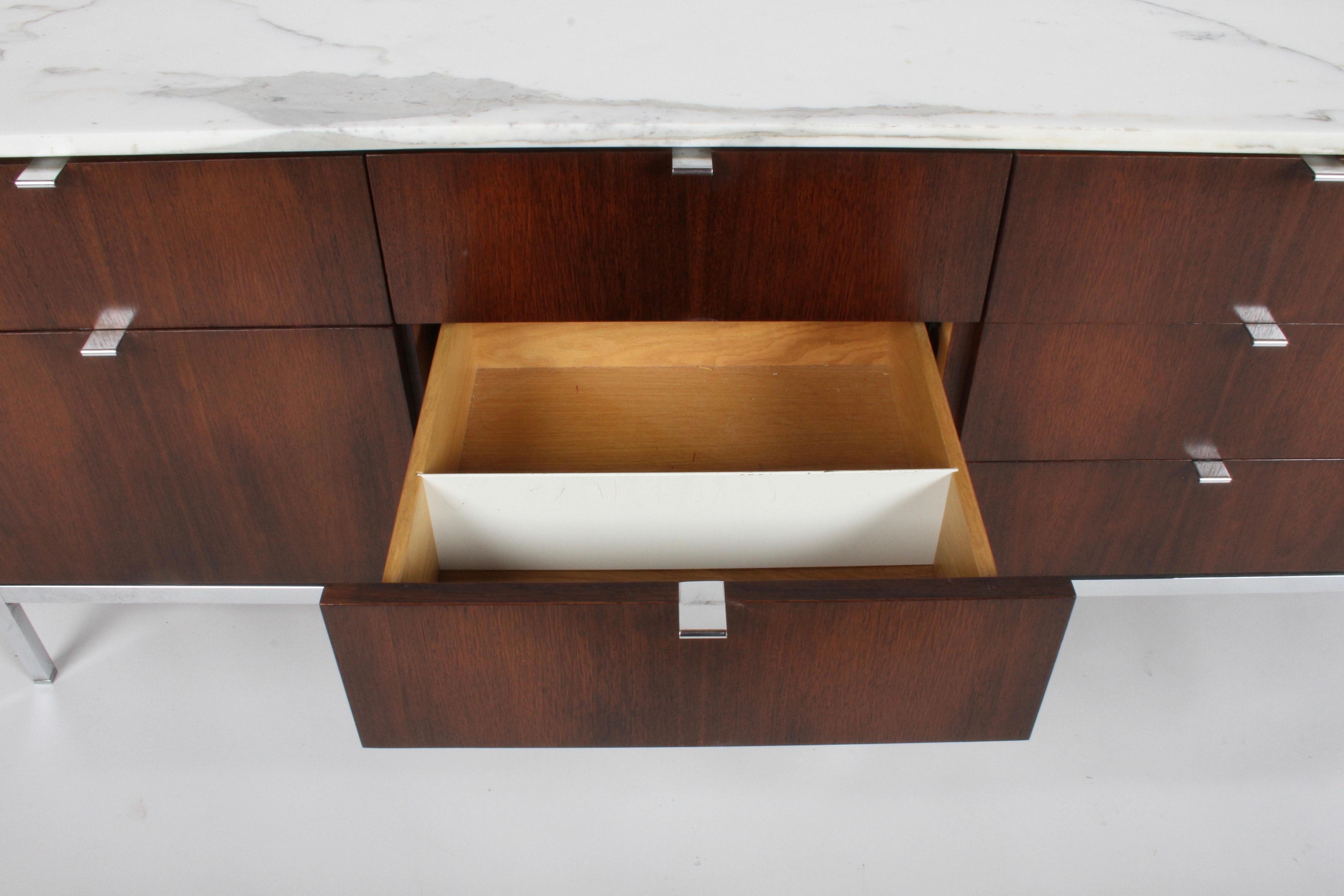 American Early Florence Knoll Credenza in Rosewood with Calacatta Gold Marble Top For Sale