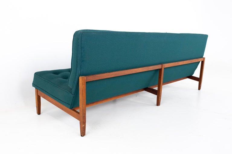 Early Florence Knoll MCM Parallel Bar Walnut and Teal Green Daybed Slipper Sofa For Sale 2
