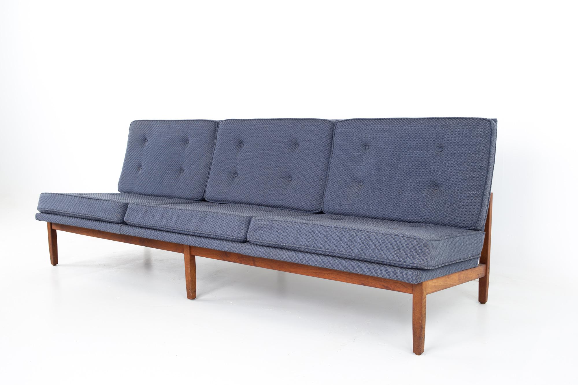 Early Florence Knoll Mid Century daybed slipper sofa
Sofa measures: 84.75 wide x 29.5 deep x 30.25 high, with a seat height of 15.5 inches 

All pieces of furniture can be had in what we call restored vintage condition. That means the piece is