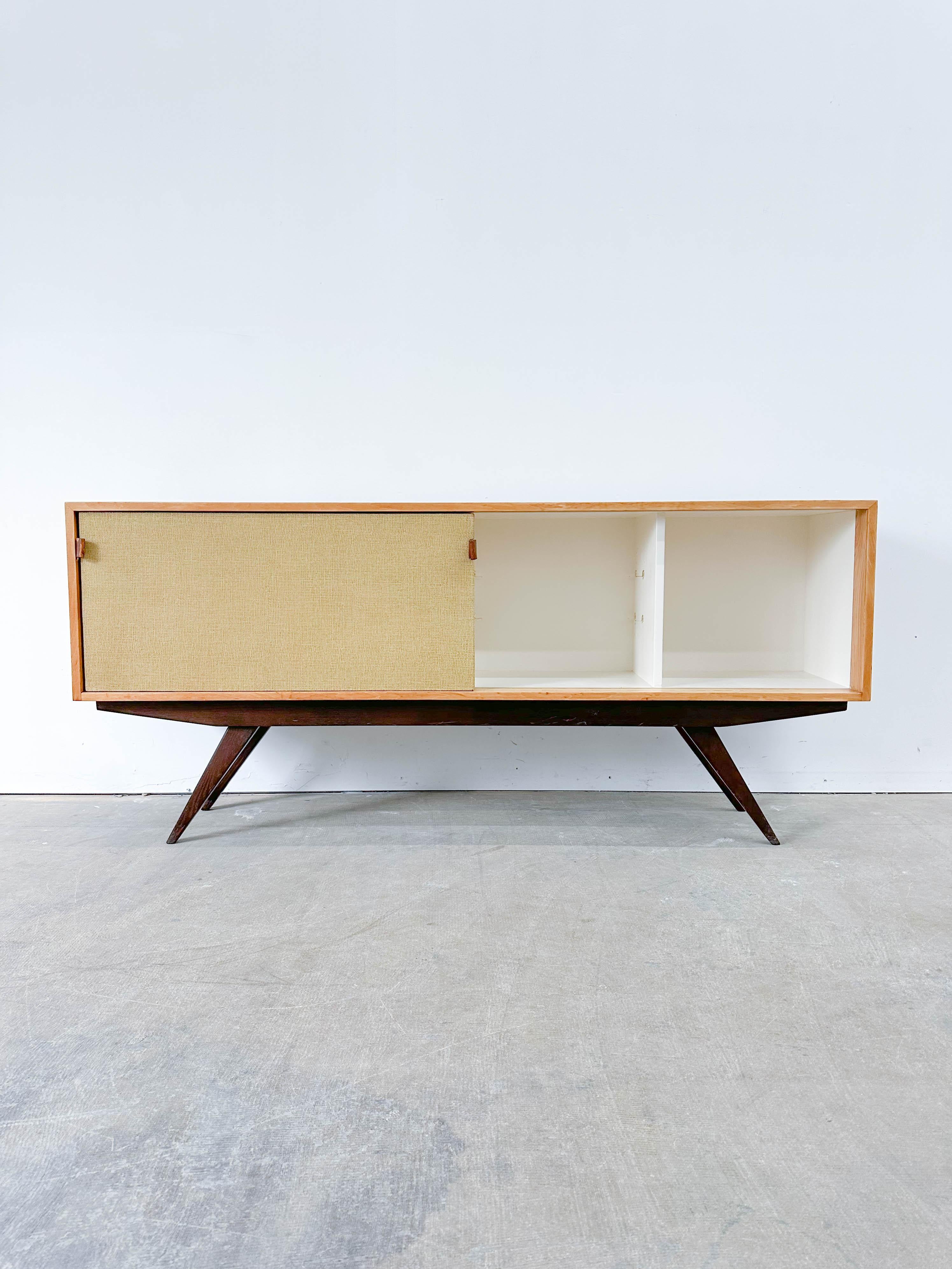 Mid-Century Modern Early Florence Knoll Model 122 Credenza