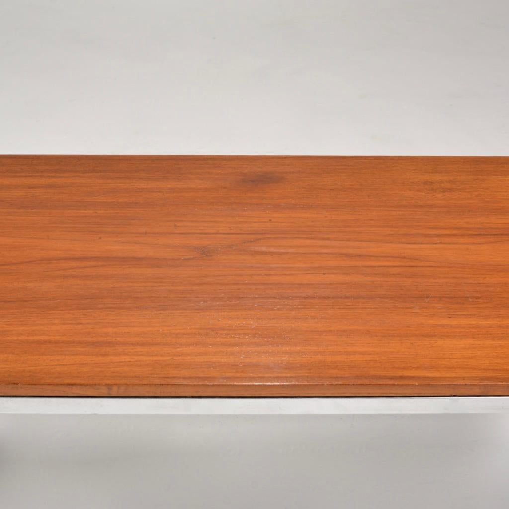 Milieu du XXe siècle Table basse en teck des débuts de Florence Knoll en vente