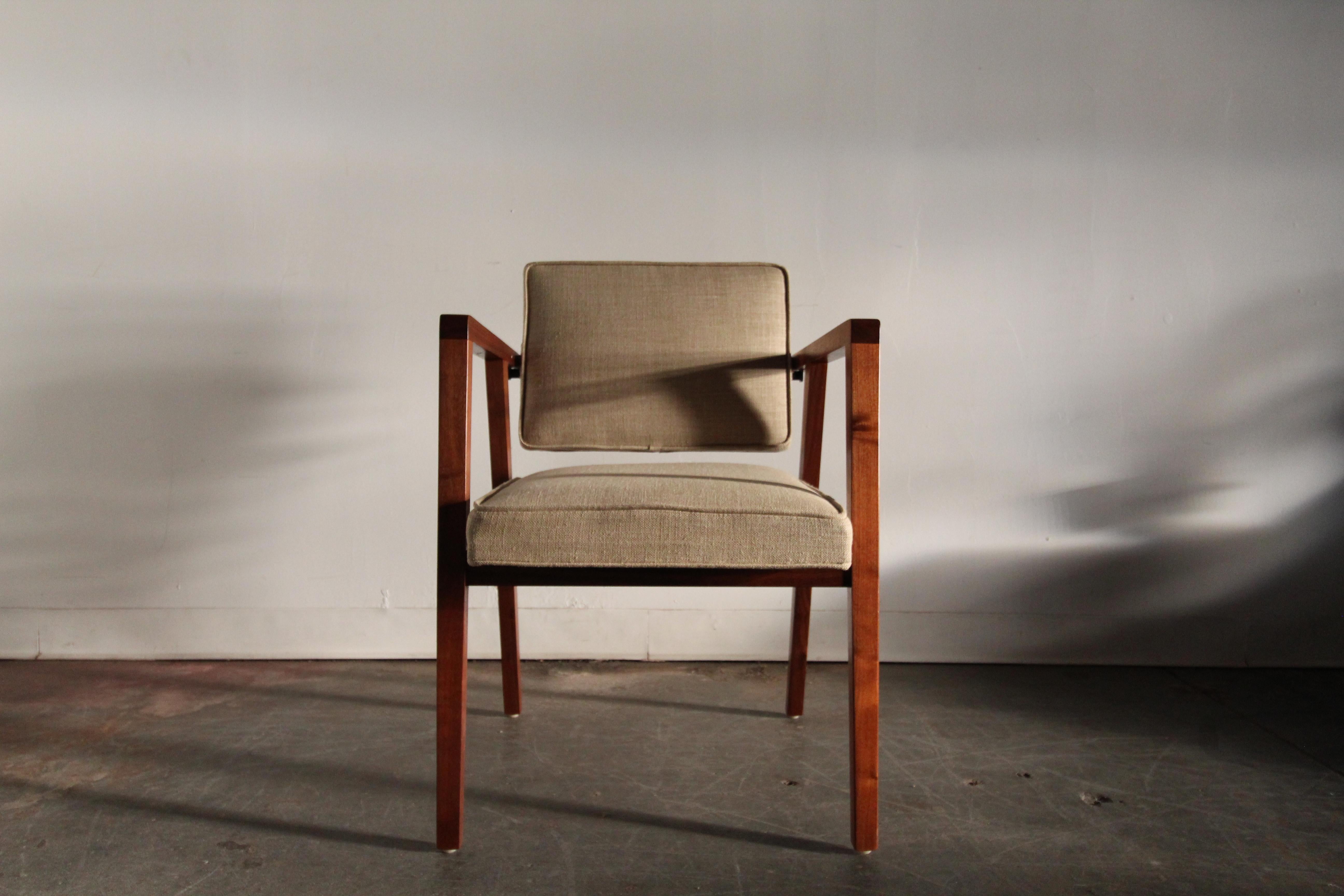 Mid-20th Century Early Franco Albini for Knoll 'No. 48' Walnut and Linen Accent Chair, 1949 For Sale