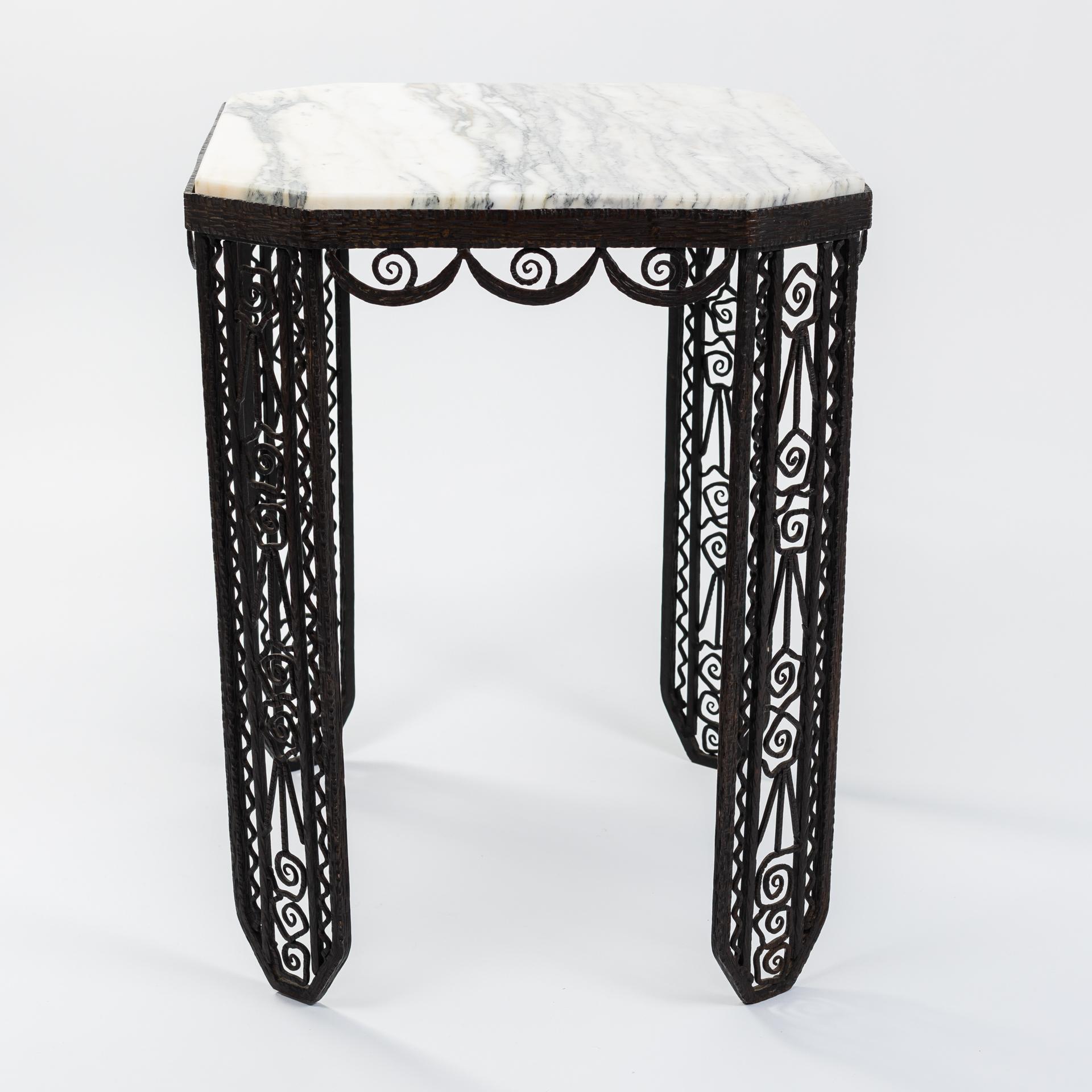 Early French Art Deco Side Table Forged Iron with Marble Top from 1925 6