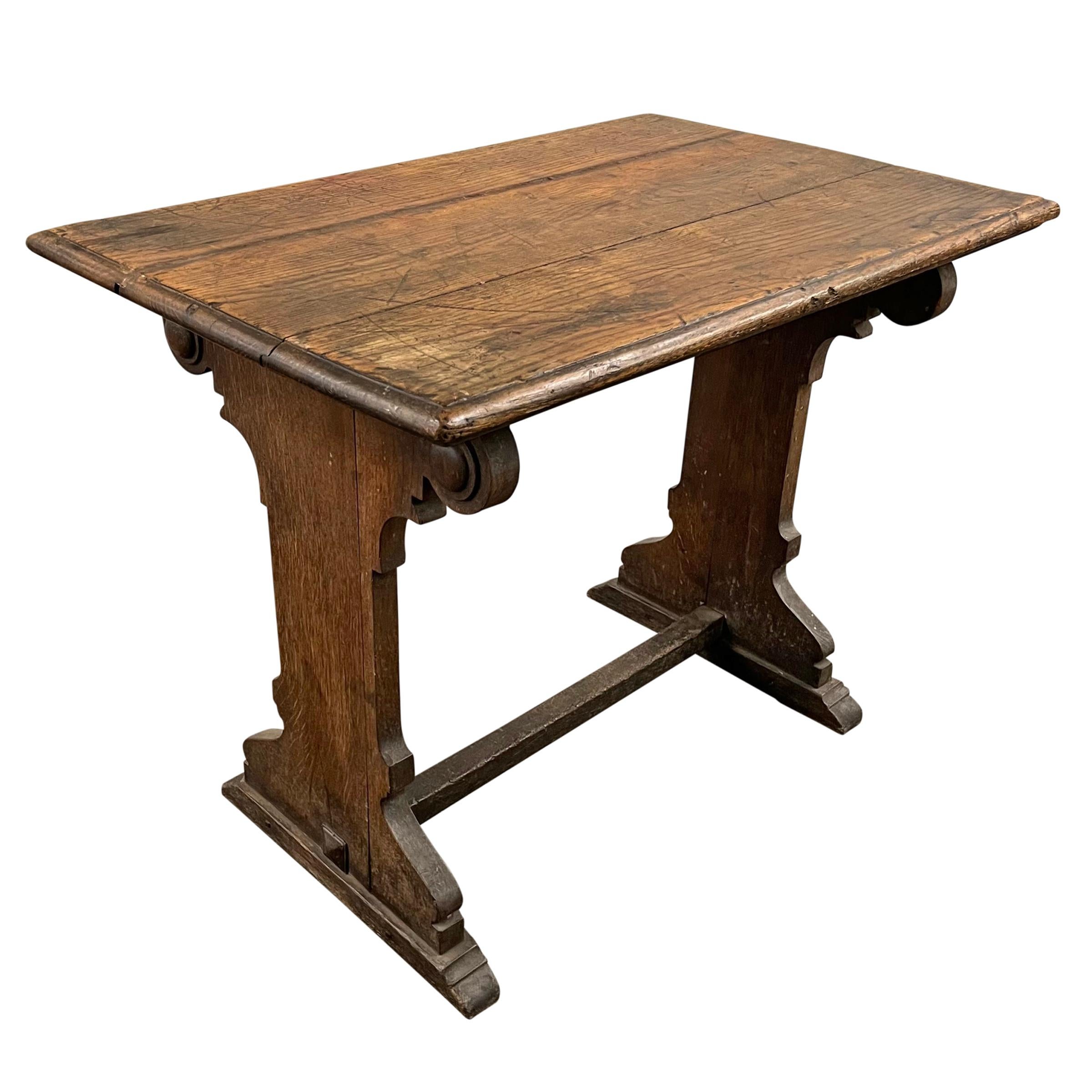 20ième siècle Table basse Art nouveau français en vente