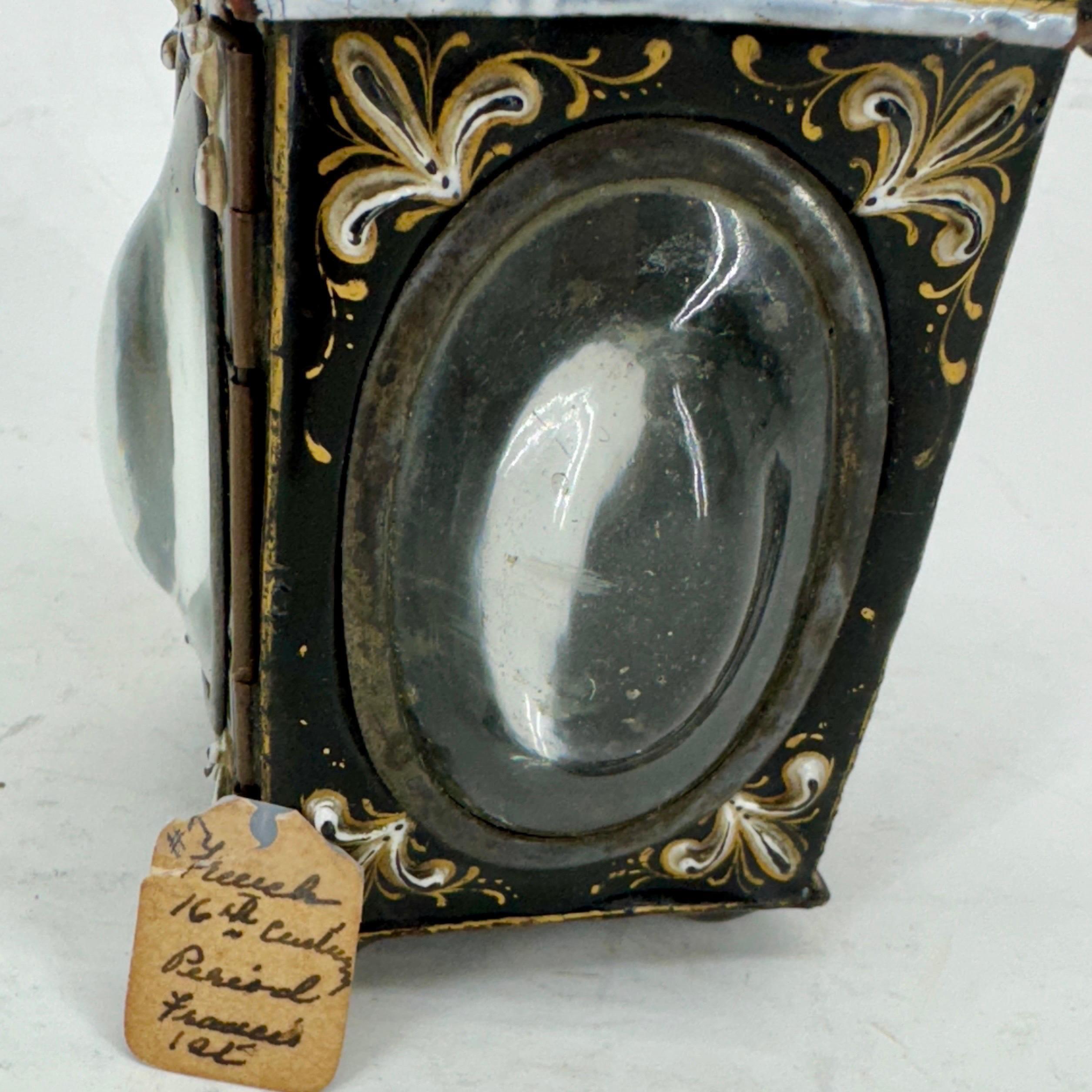 Lanterna francese a smalto nero con decorazione a fiore, circa del 1720 in vendita 6