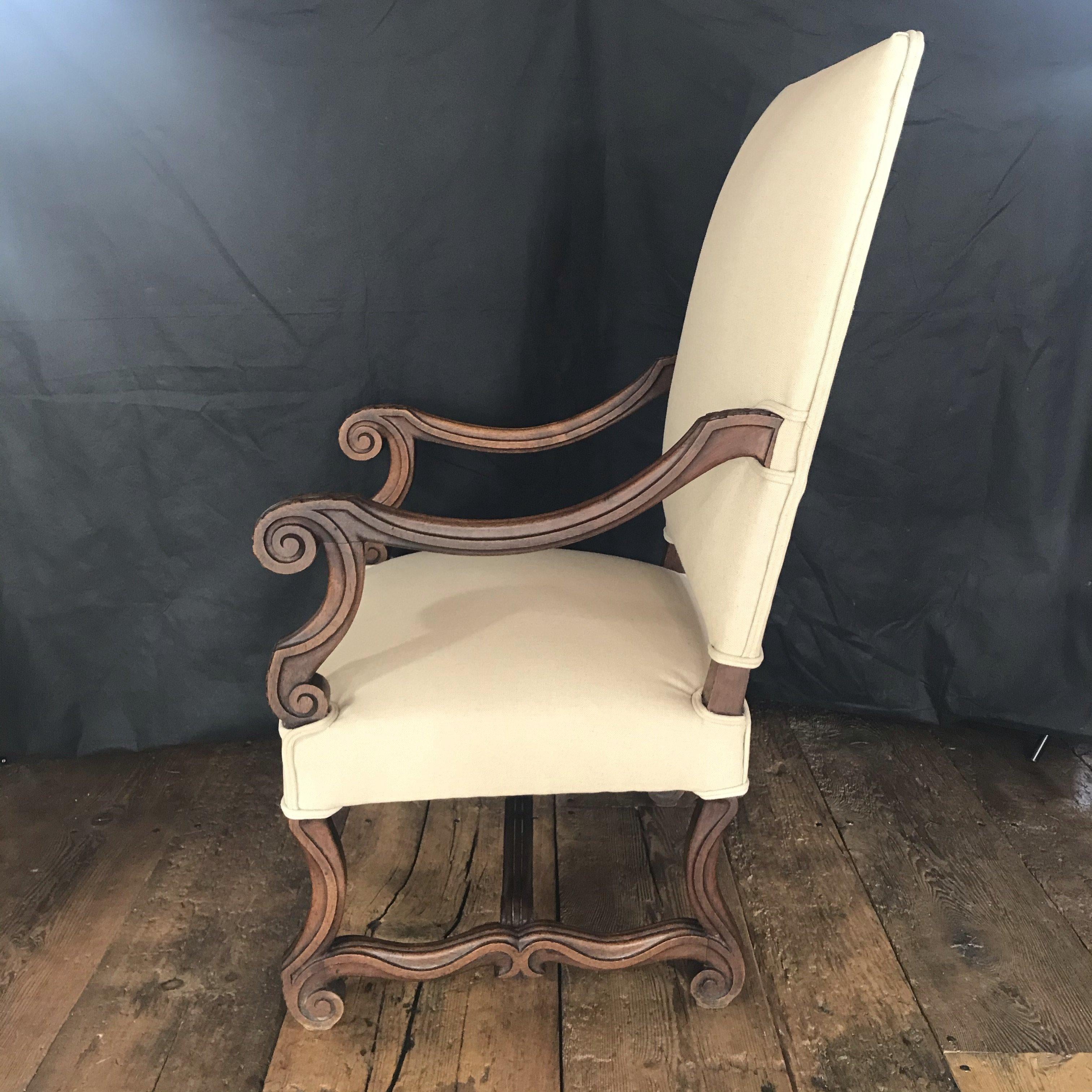 Early French Louis XV French Carved Armchair with New Upholstery In Good Condition For Sale In Hopewell, NJ