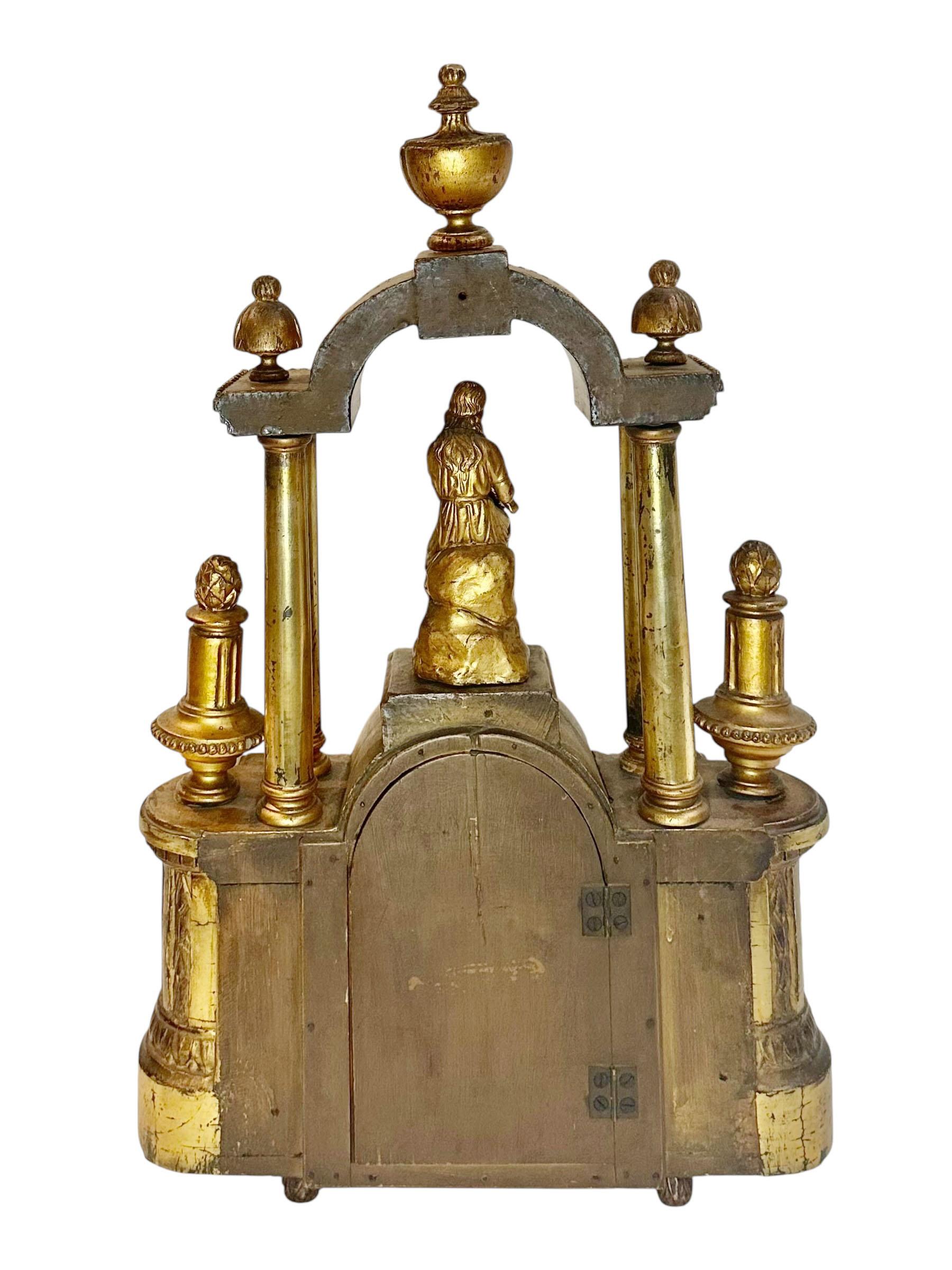 Frühe französische Louis-XVI-Uhr aus handgeschnitztem Giltwood im Angebot 3