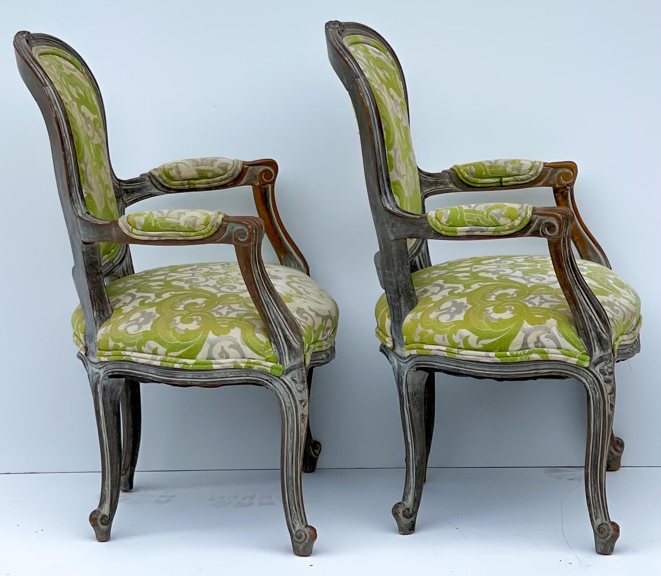 20th Century Early French Louis XVI Style Child’s Chairs in Chartreuse Damask, Pair For Sale