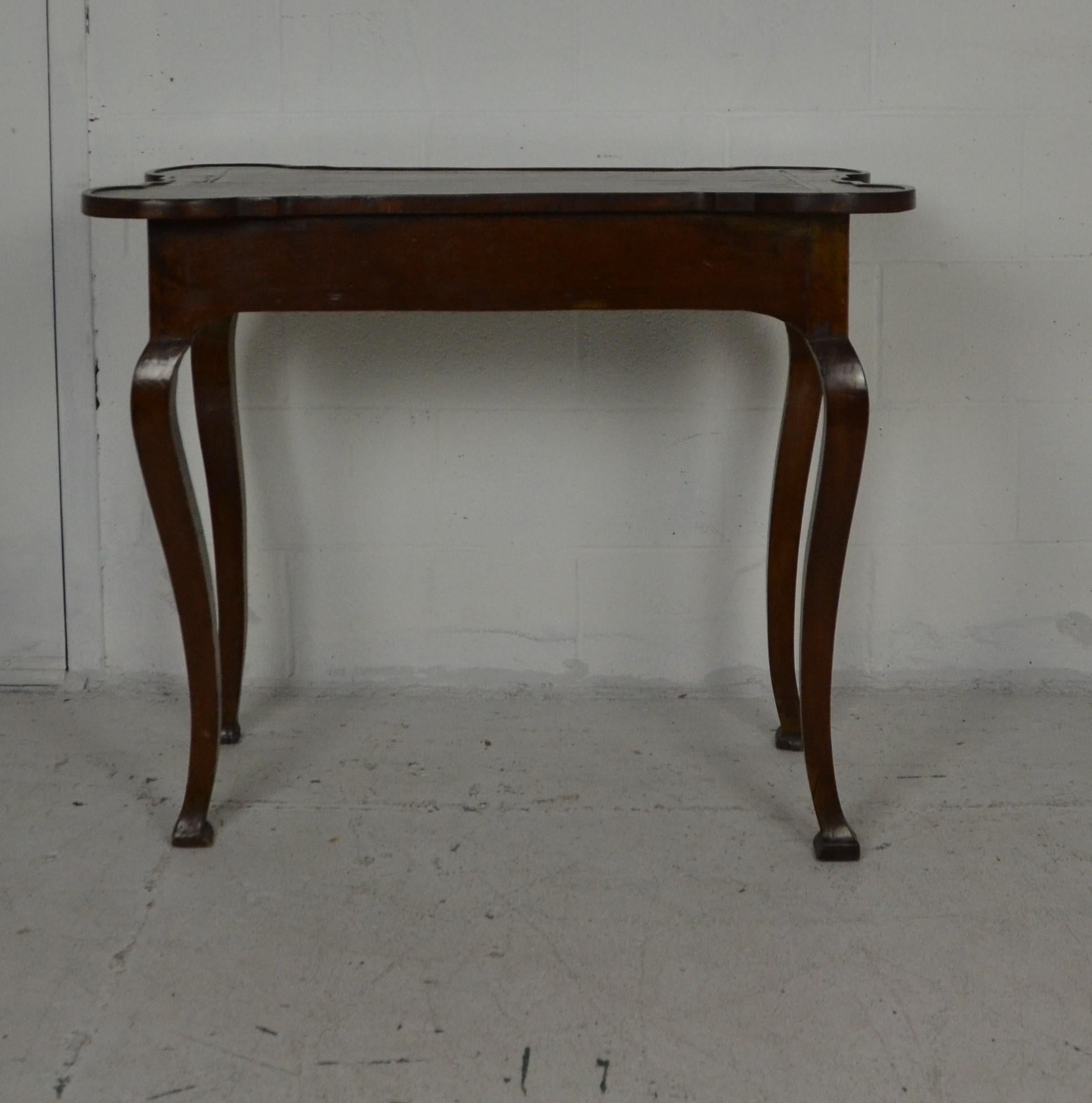 Early French Provincial Side Table with Semi-Quatrefoil Shaped Top 4
