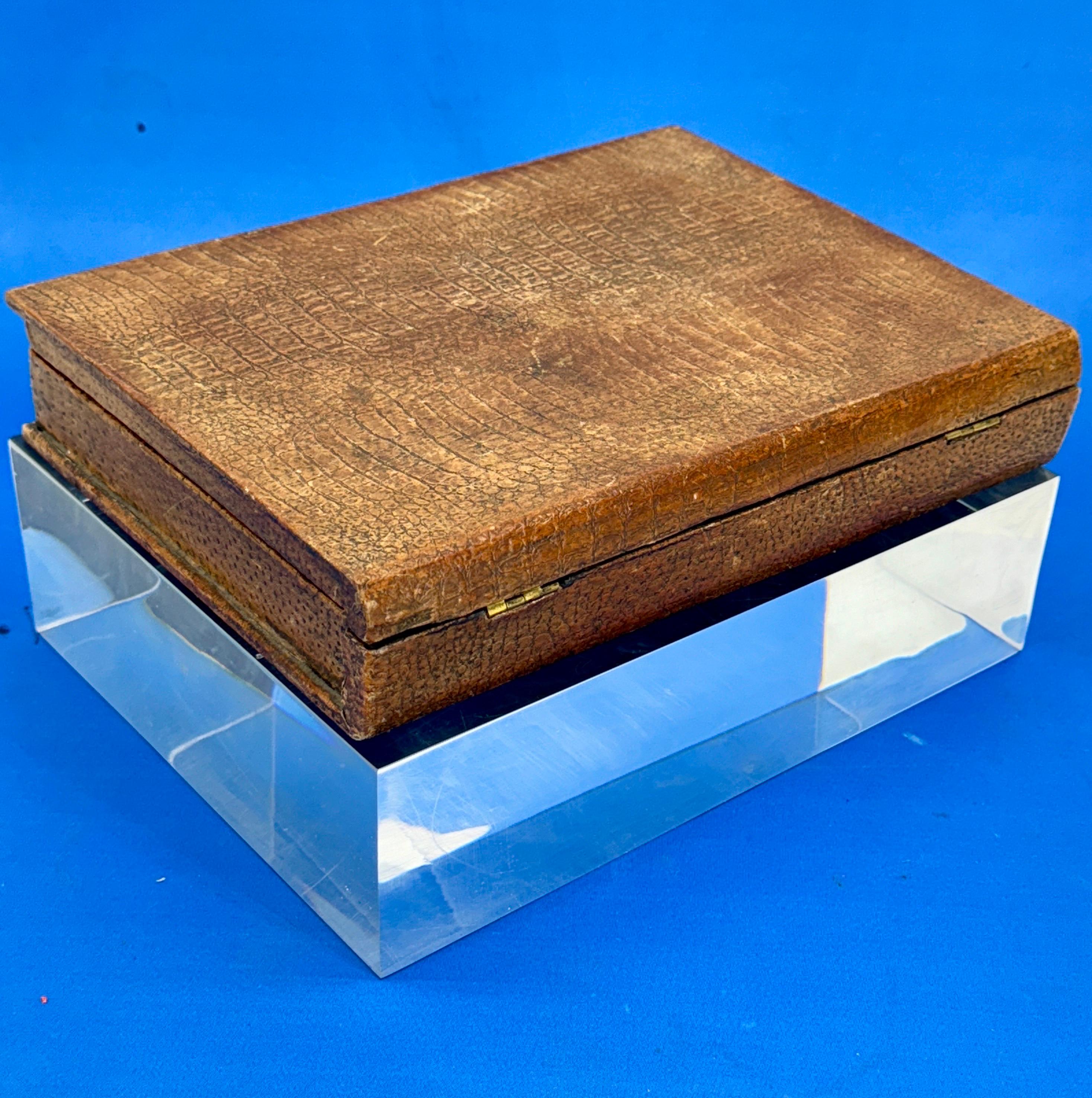Early French Rectangular Alligator Jewelry Box For Sale 5