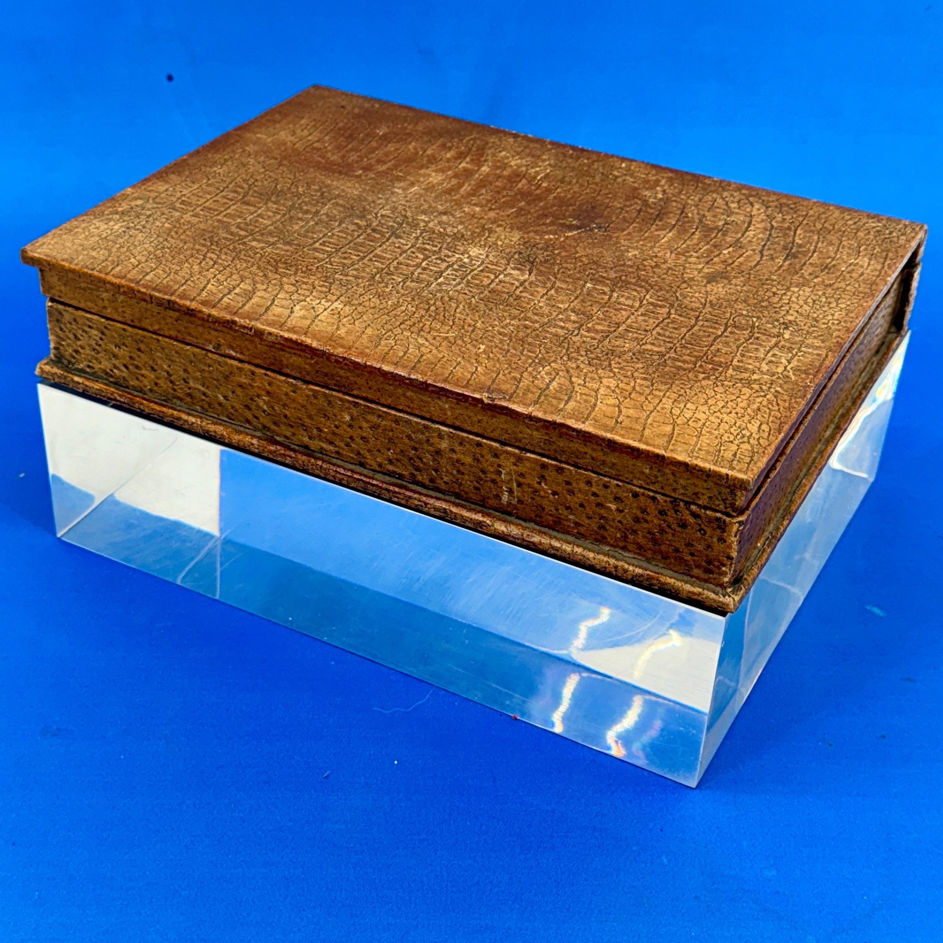 Early French Rectangular Alligator Jewelry Box In Good Condition For Sale In Haddonfield, NJ