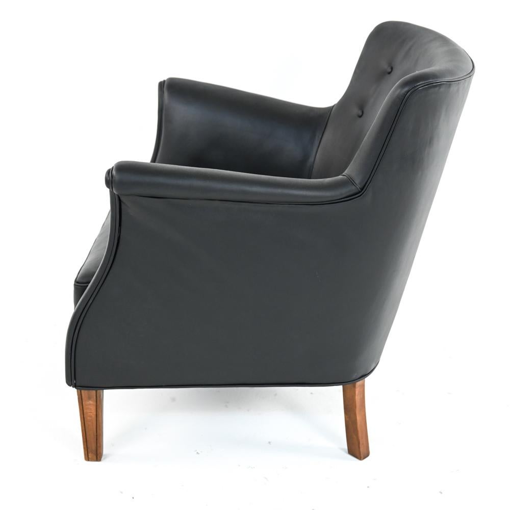 Early Frits Henningsen Armchair With Original Patinated Leather For Sale 4