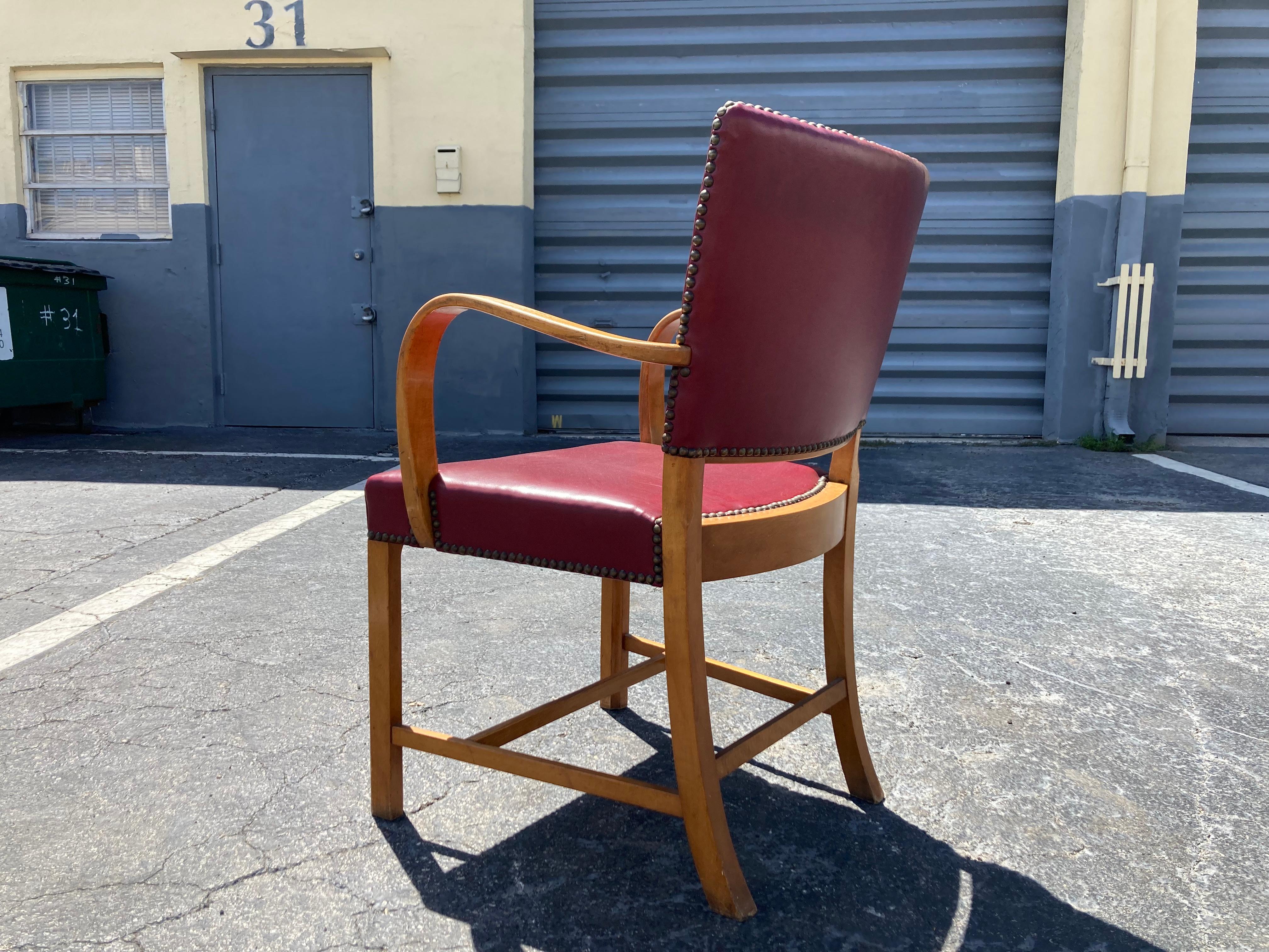 Danish Early Fritz Hansen Arm Chair Model 1561, Denmark, 1942 For Sale