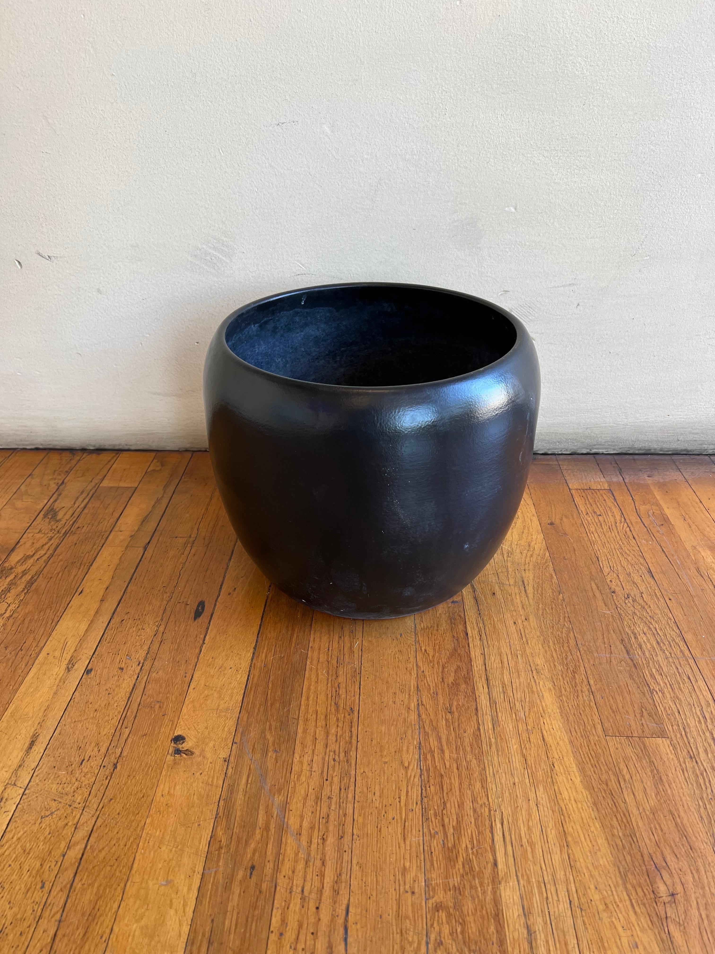 20th Century Early Gainey Large Black Satin California Mid Century Modern Planter Pot