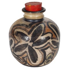 Vase en céramique avec bouchon en bois, signé Gary McCloy, 1967