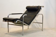Early ‘Genni’ Chaise Longue in Chrome and Black Leather by Gabriele Mucchi for Z