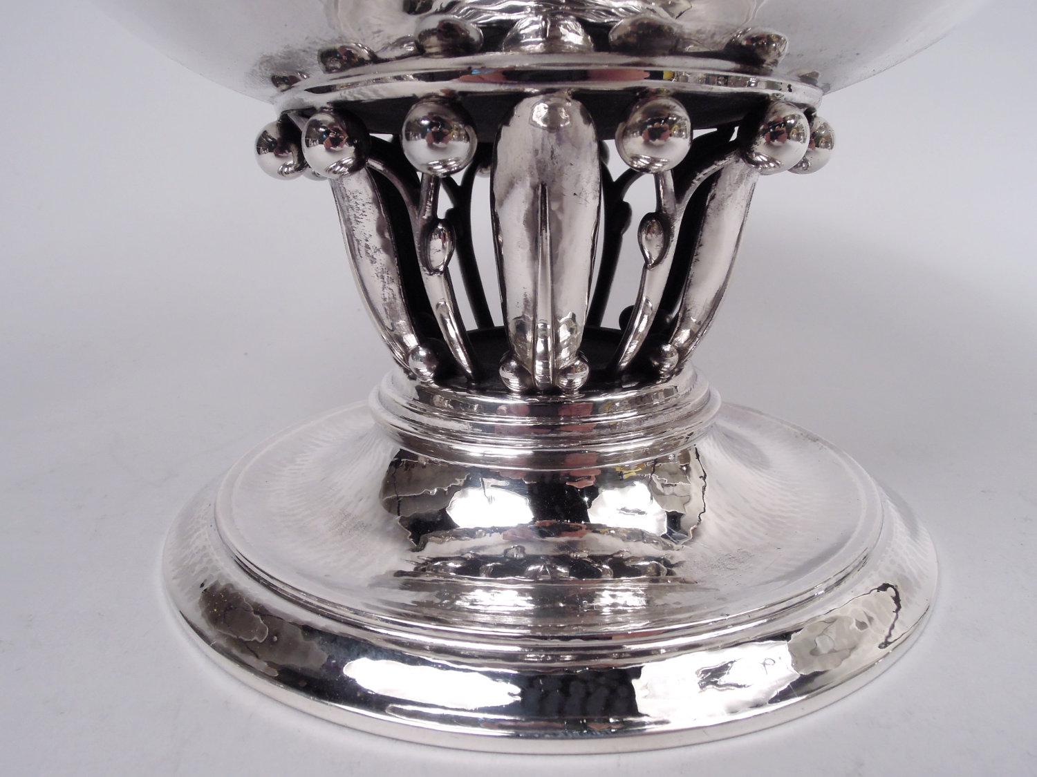 American Early Georg Jensen Danish Modern Sterling Silver Louvre Bowl For Sale