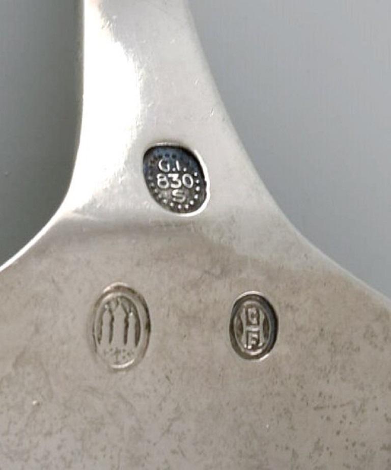 Early Georg Jensen Rope Serving Spade in Silver 830, Dated 1915-1930 In Excellent Condition For Sale In Copenhagen, DK