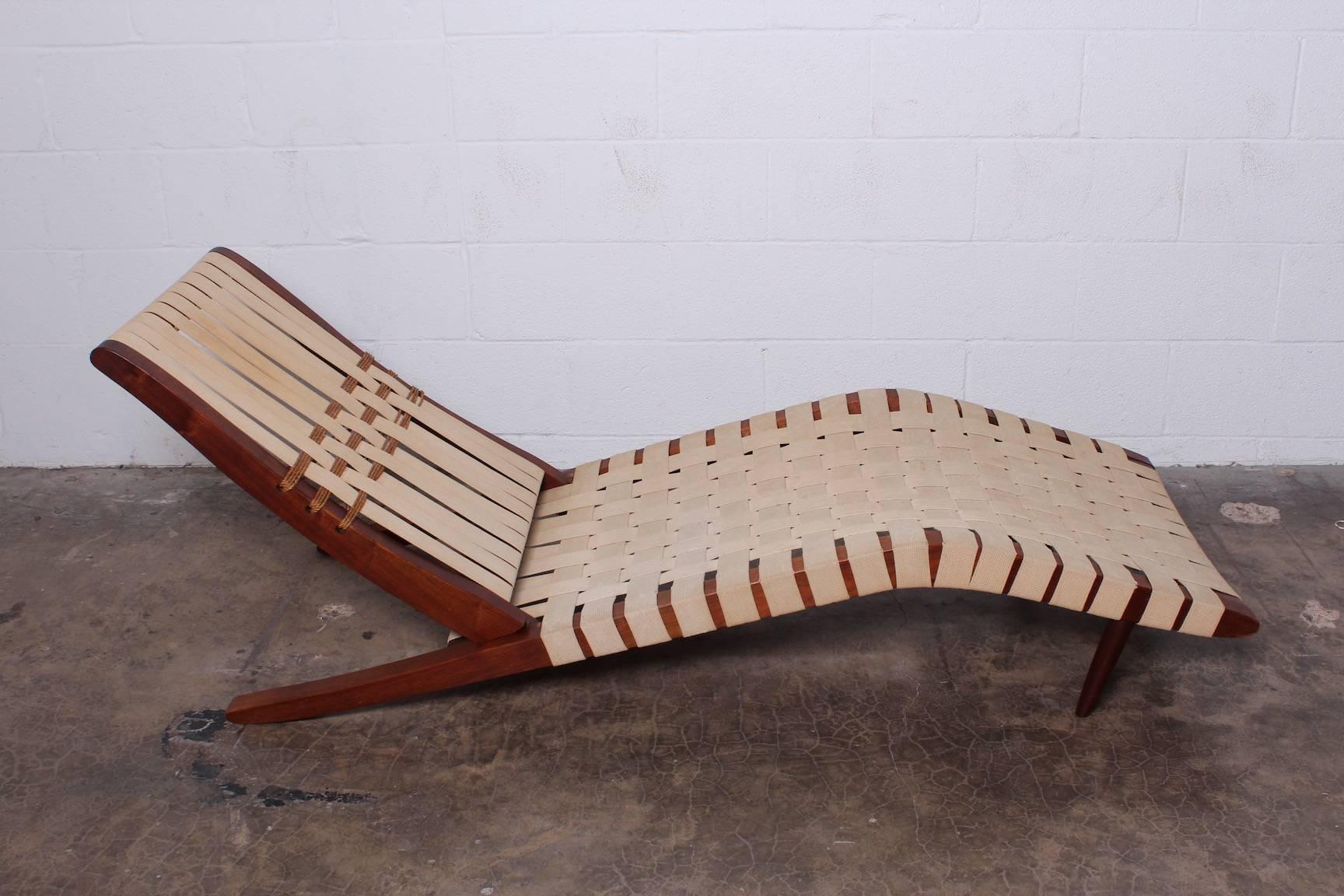 Mid-20th Century Early George Nakashima Long Chair, 1952