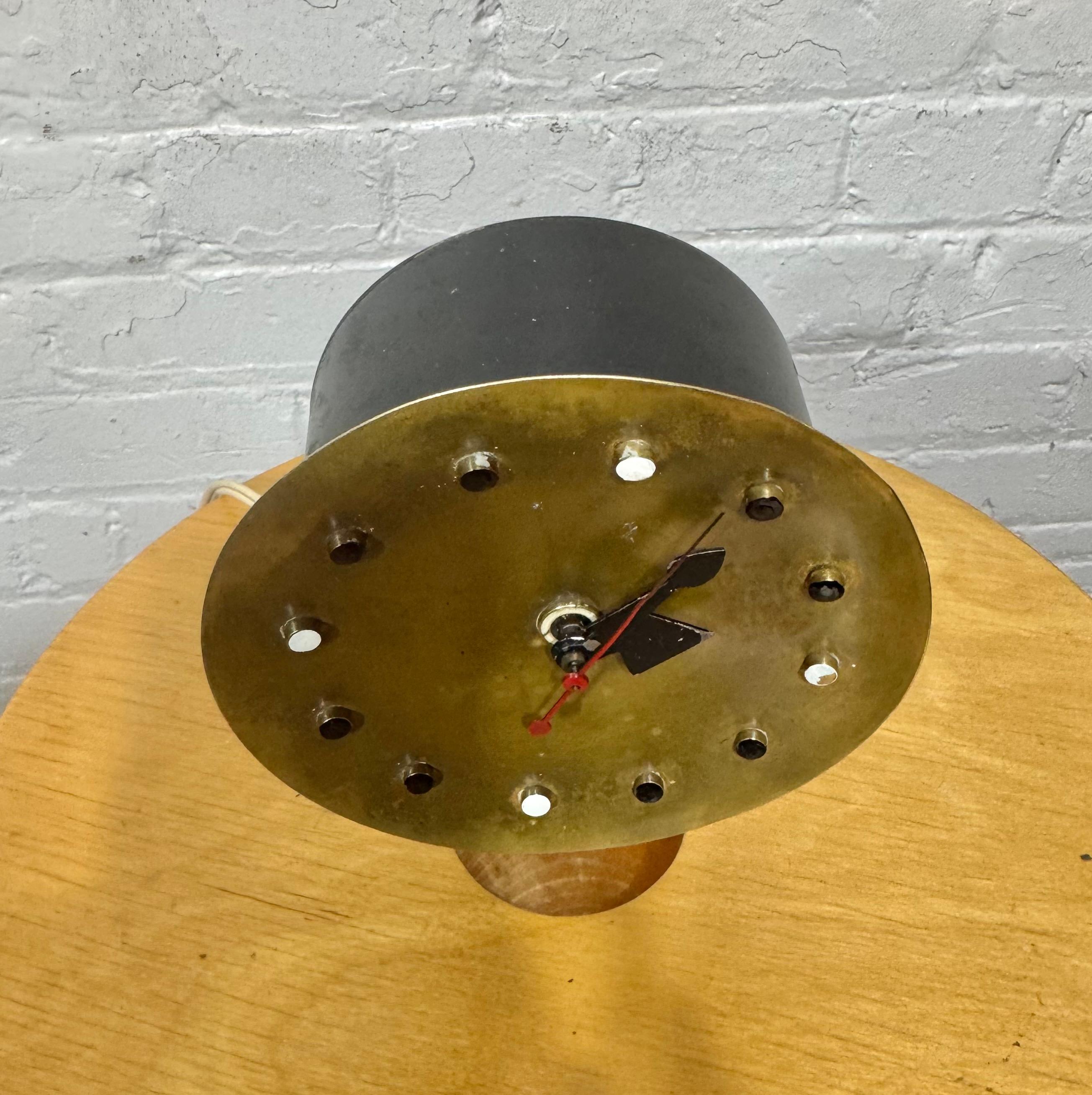 Mid-20th Century Early George Nelson Howard Miller Table Desk Clock 1949/1950 Mid Century Modern For Sale