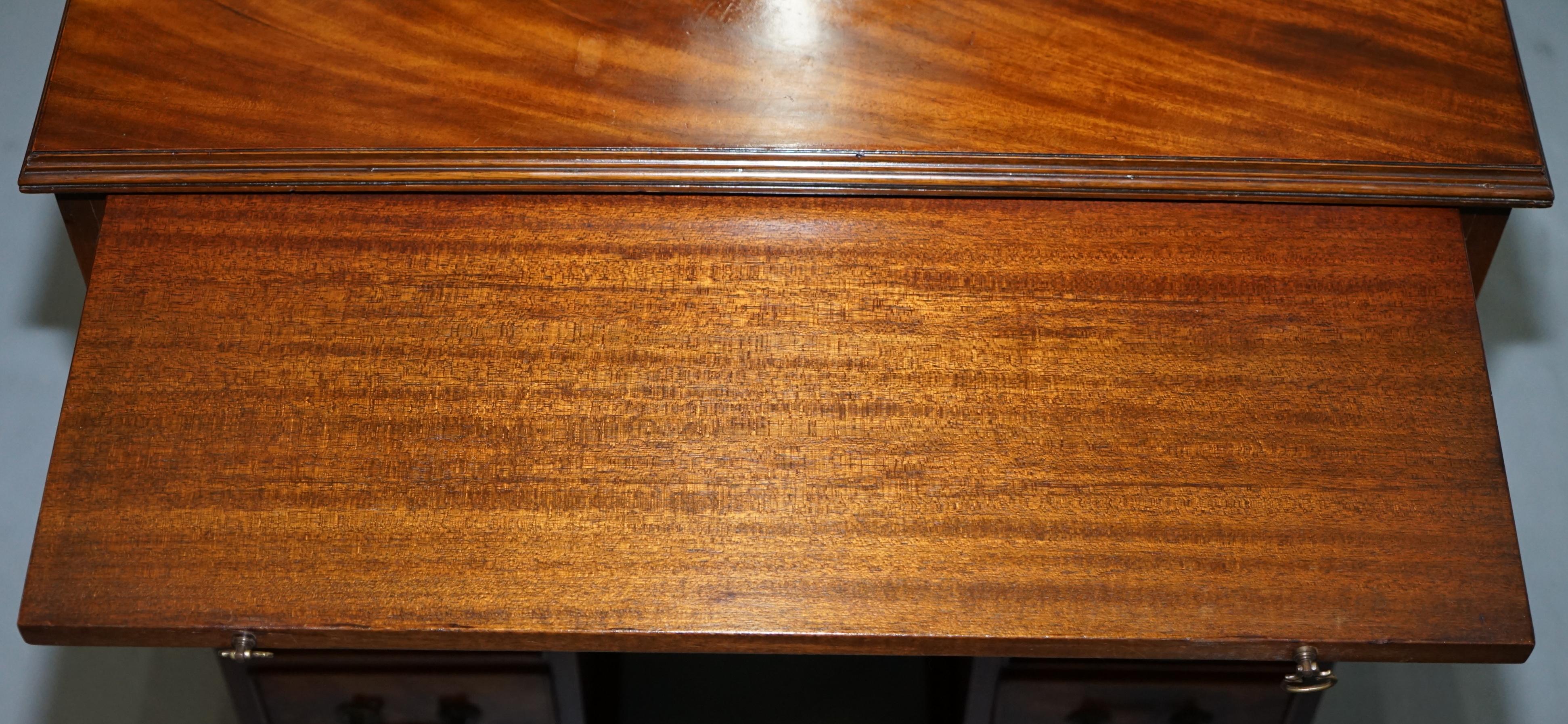Early Georgian 1800s Flamed Hardwood Knee Hole Desk Pull Out Writing Surface 12