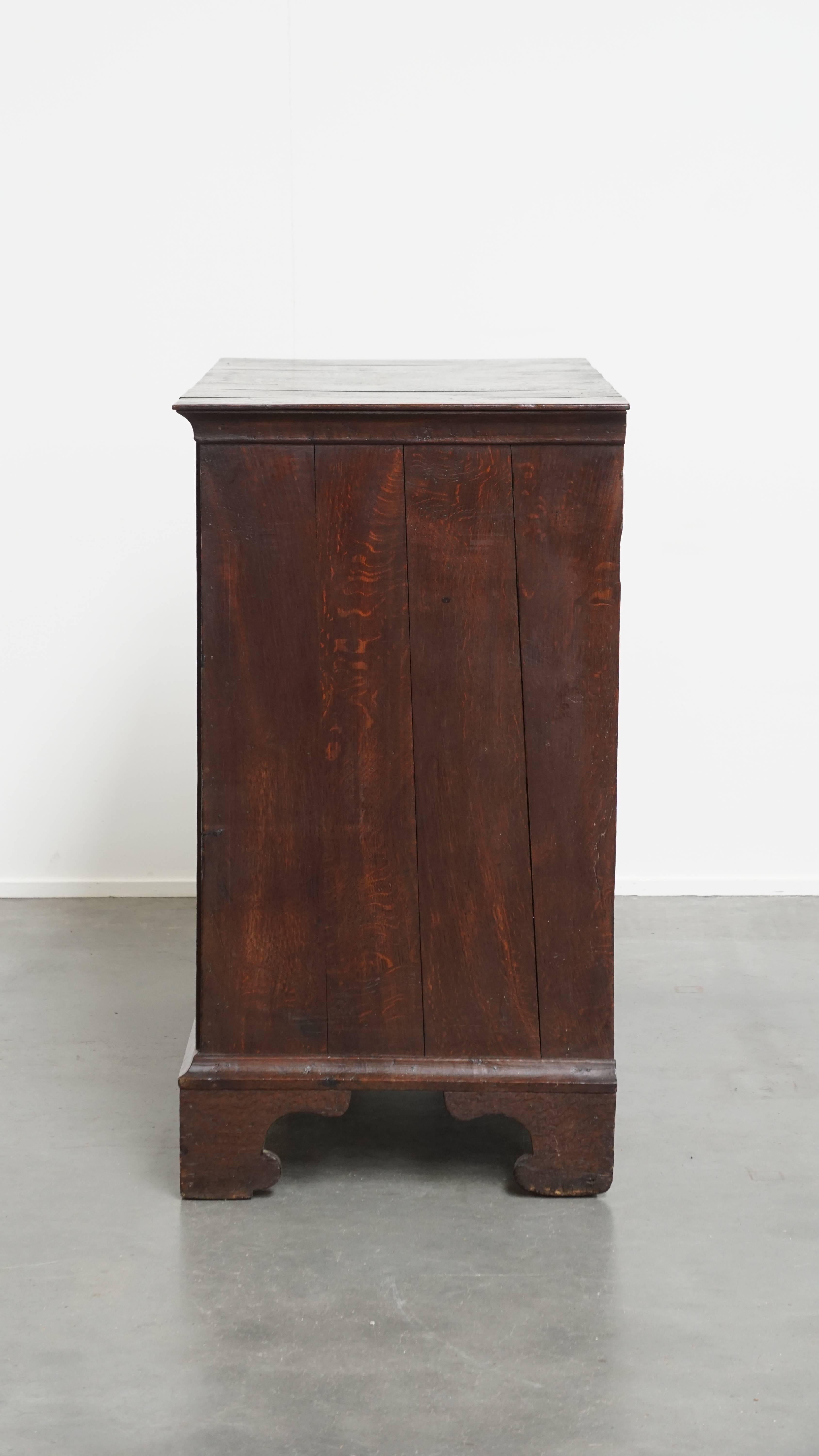Early Georgian English Antique Oak Chest of Drawers In Good Condition For Sale In Harderwijk, NL