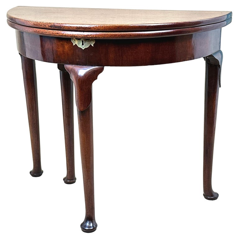 Early Mahogany Tea Table For Sale at 1stDibs
