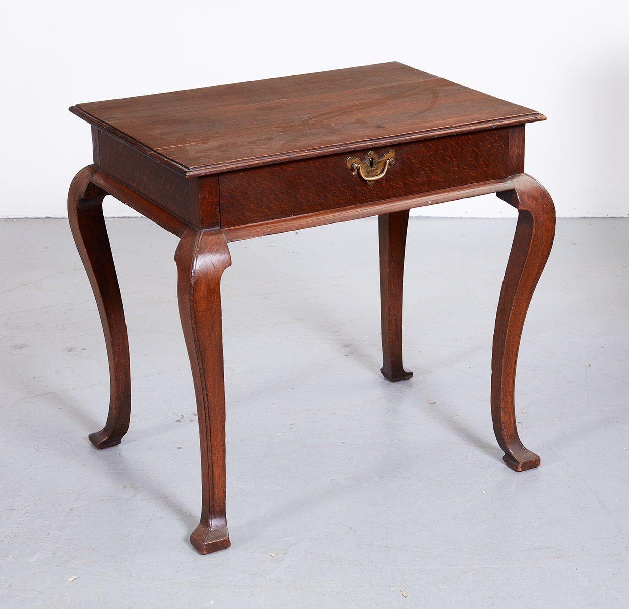 Early Georgian Oak Side Table In Good Condition For Sale In Greenwich, CT