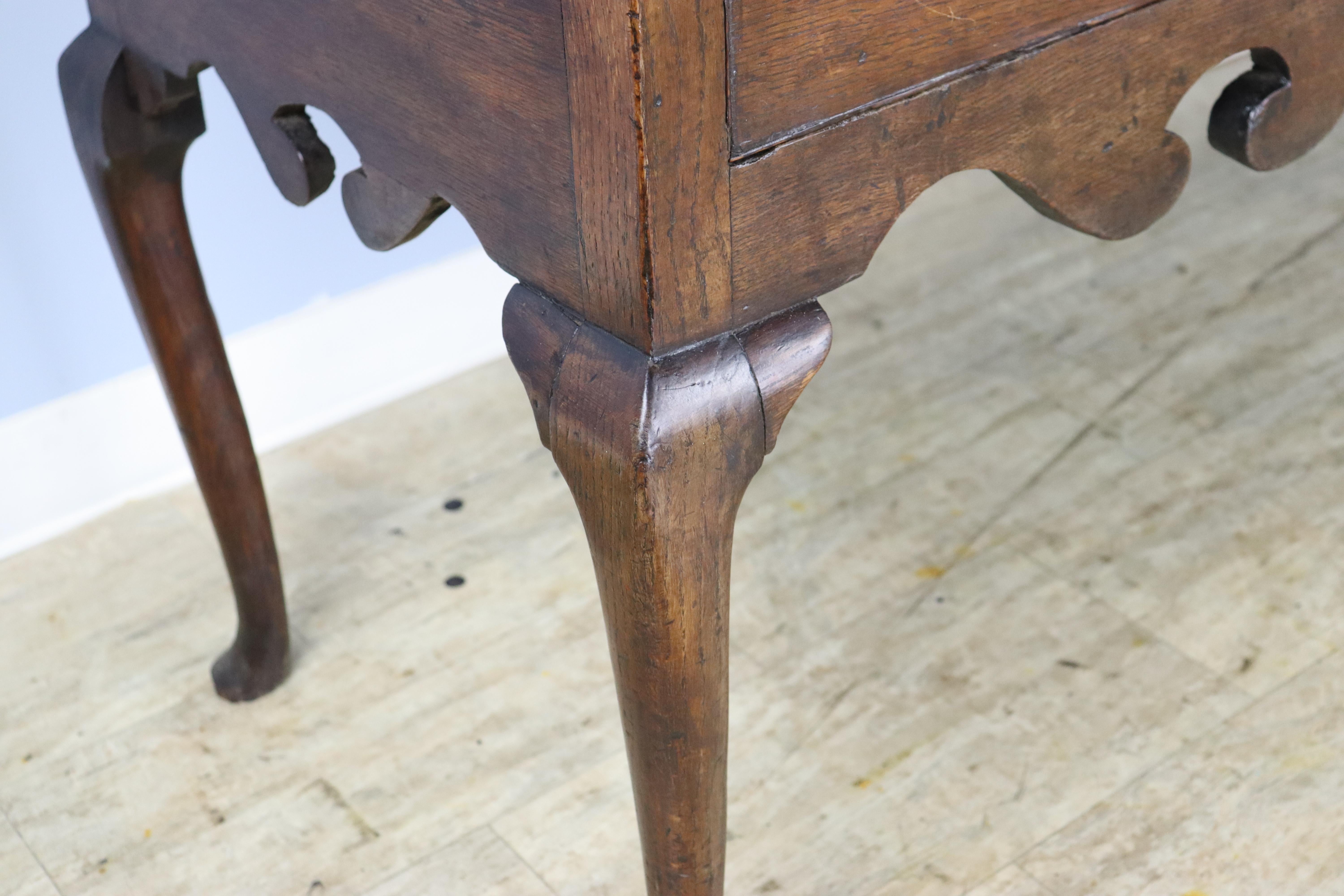 Early Georgian Period Oak Server with Cabriole Legs For Sale 2