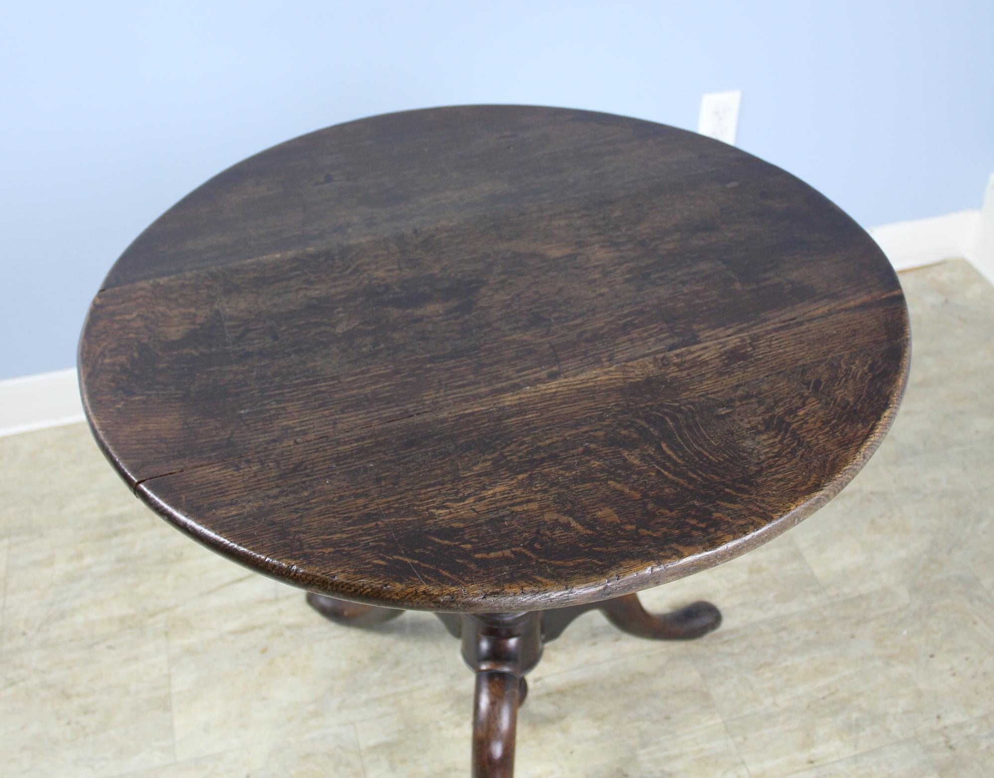 Early Georgian Period Oak Tripod Based Lamp Table In Good Condition For Sale In Port Chester, NY