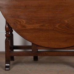 Early Georgian Walnut Dining Table