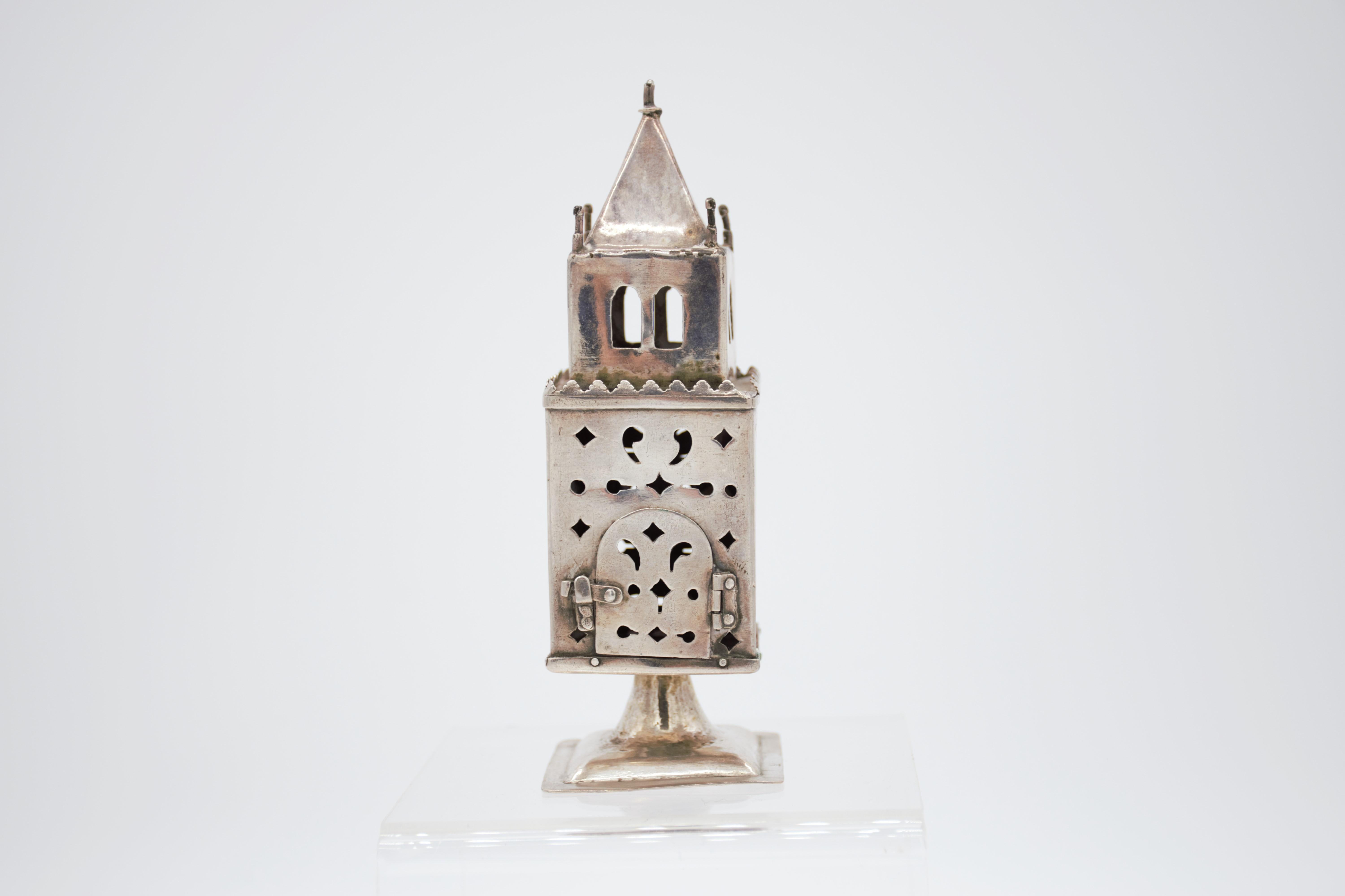One of the earliest spice towers we could find, it is very rare to see judaica 
from the 17th century, and this 1690s spice tower is super scarce, a true gem of Baroque silver and baroque JUDAICA.  the marks are very worn and also the engraved work