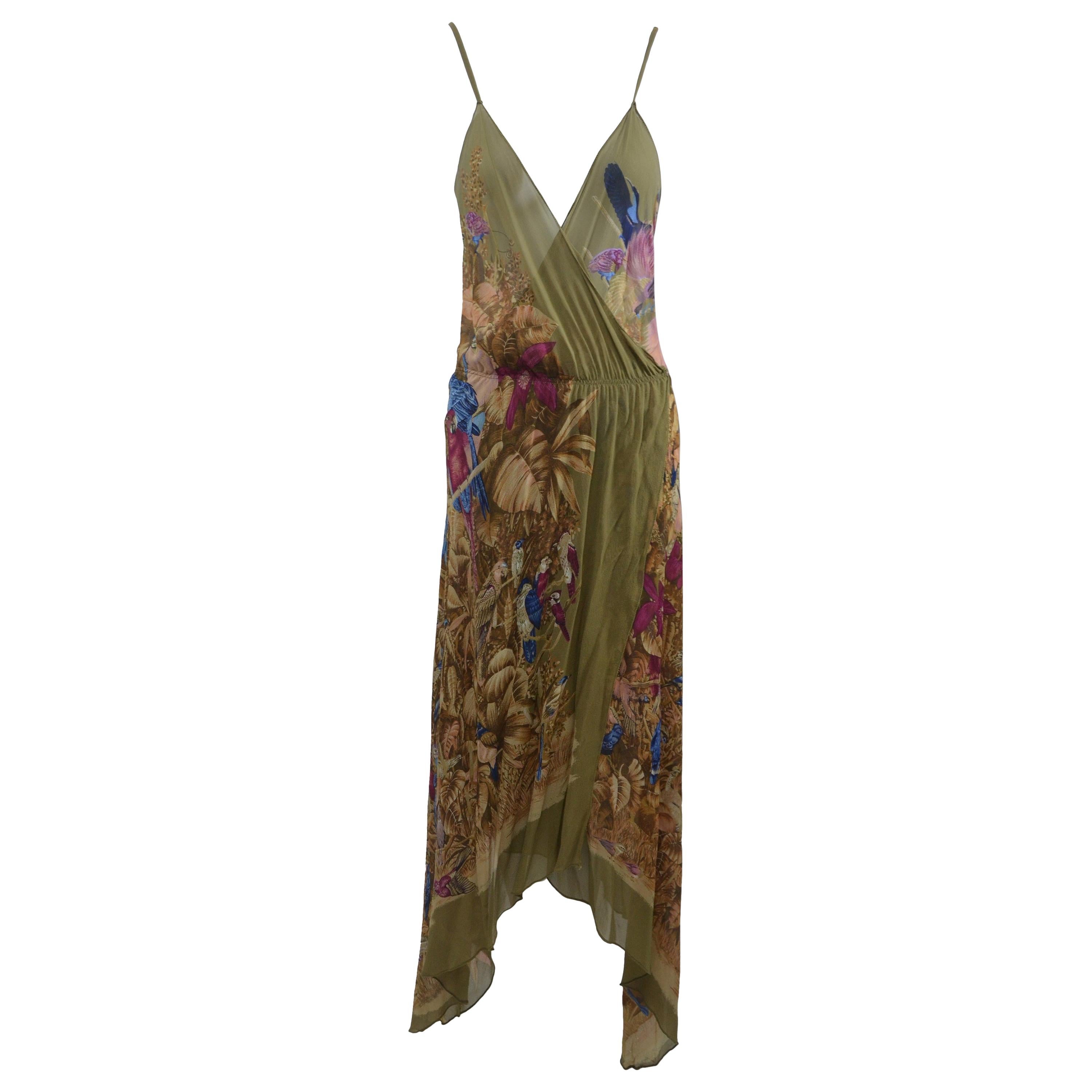 Gianni Versace   Fin des années 1970 Robe de perroquets de la jungle  Imprimé 100 % soie  en vente