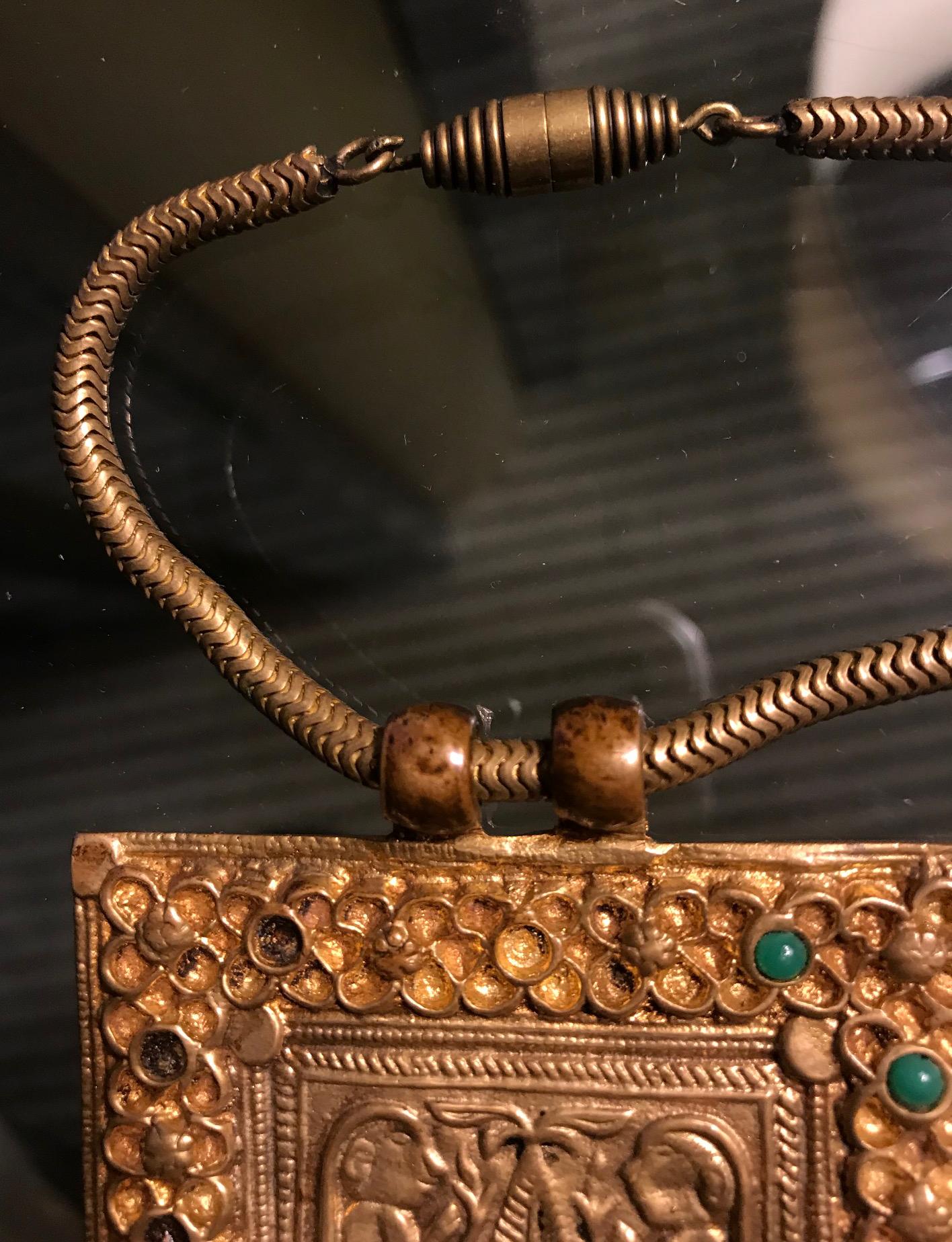 Frühe vergoldete Bronze-Halskette von Line Vautrin (Französisch) im Angebot