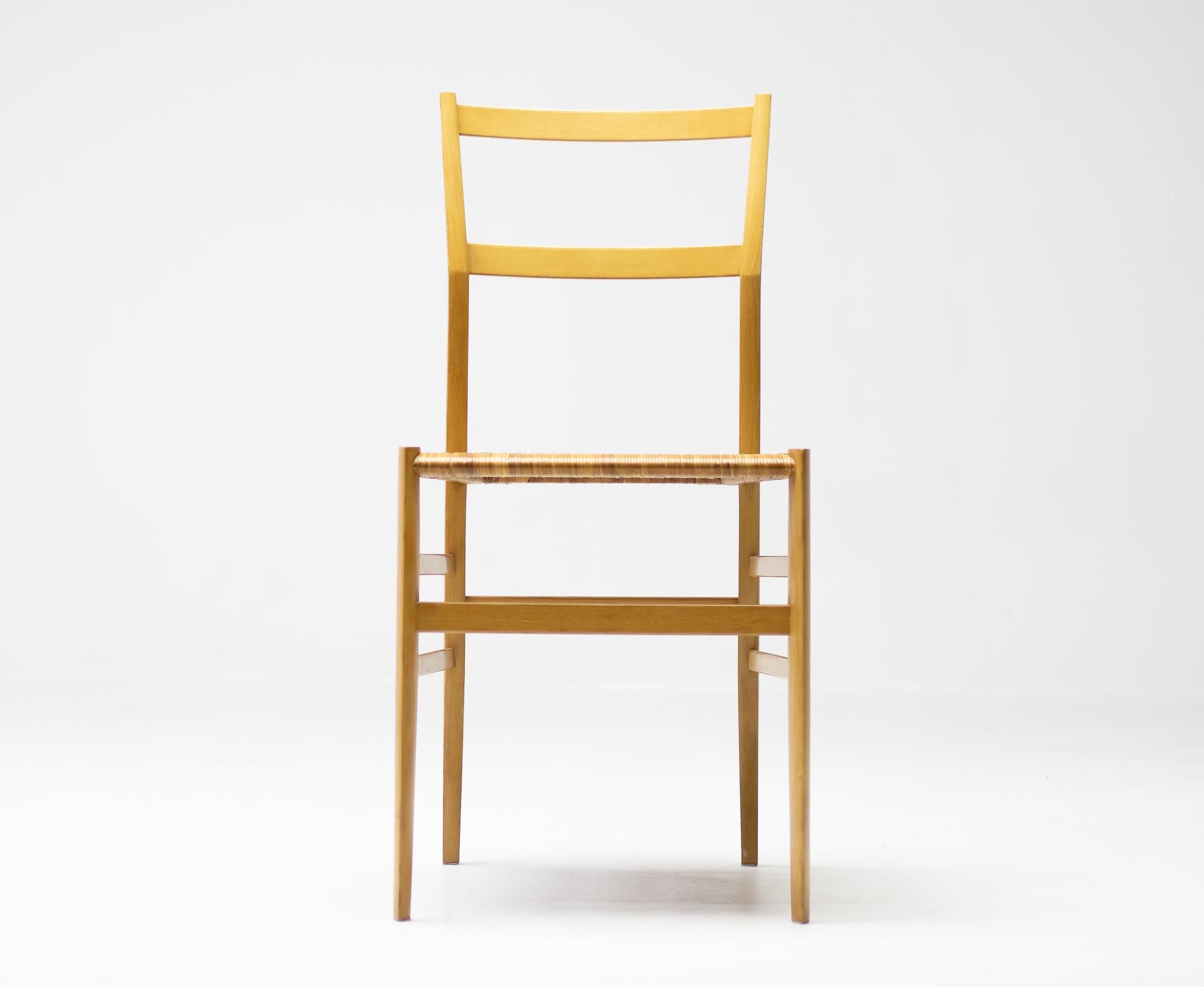 Early Gio Ponti 699 Superleggera Chair by Cassina In Good Condition In Dronten, NL