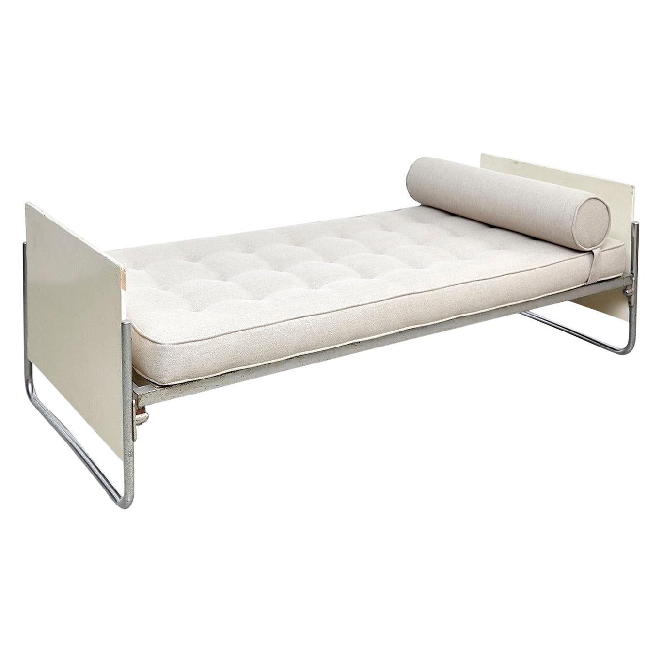 Early Gispen Mid-Century Modern Bauhaus Metal and Plywood Bed, circa 1930