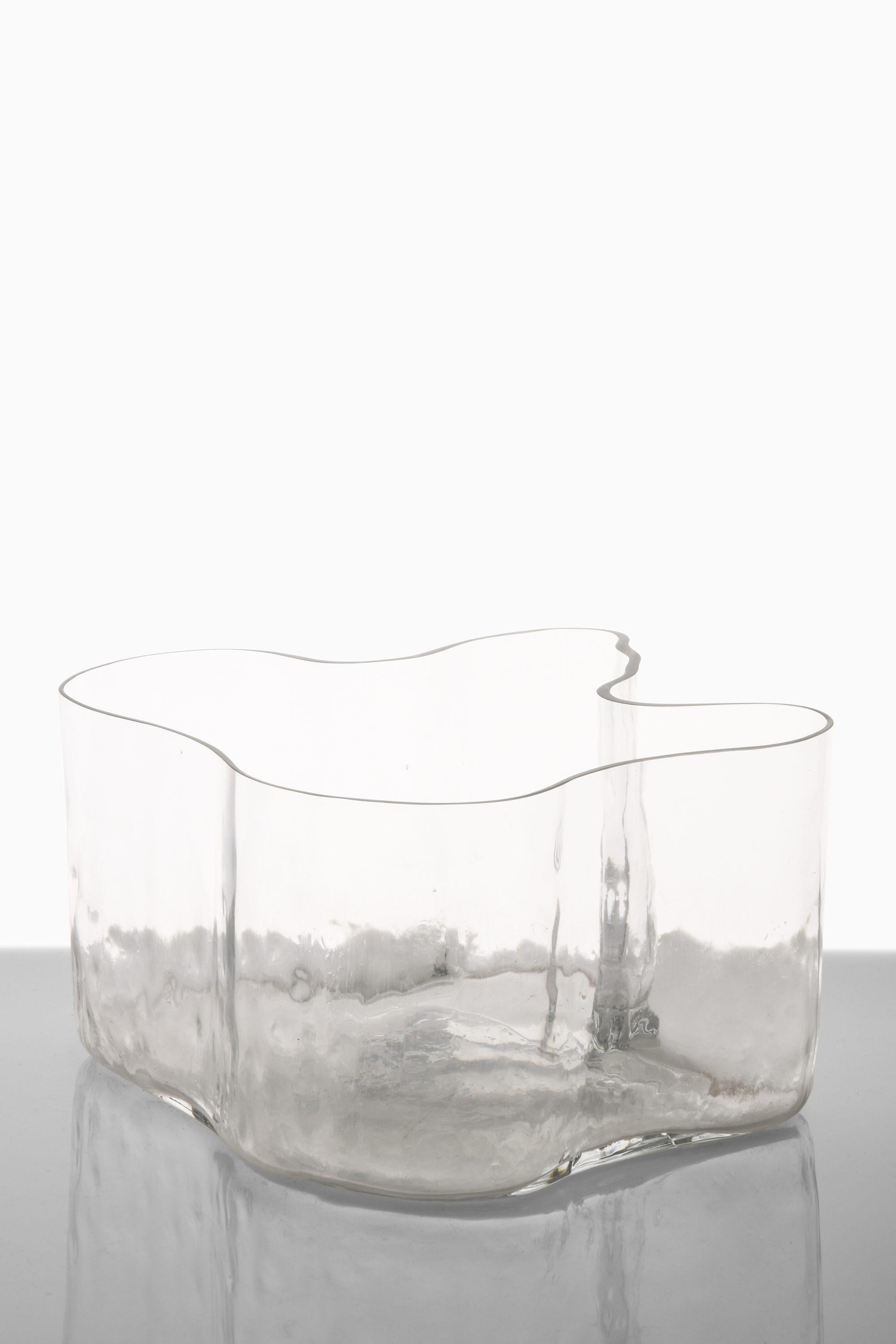 Scandinavian Modern Early Glass Vase by Alvar Aalto For Sale