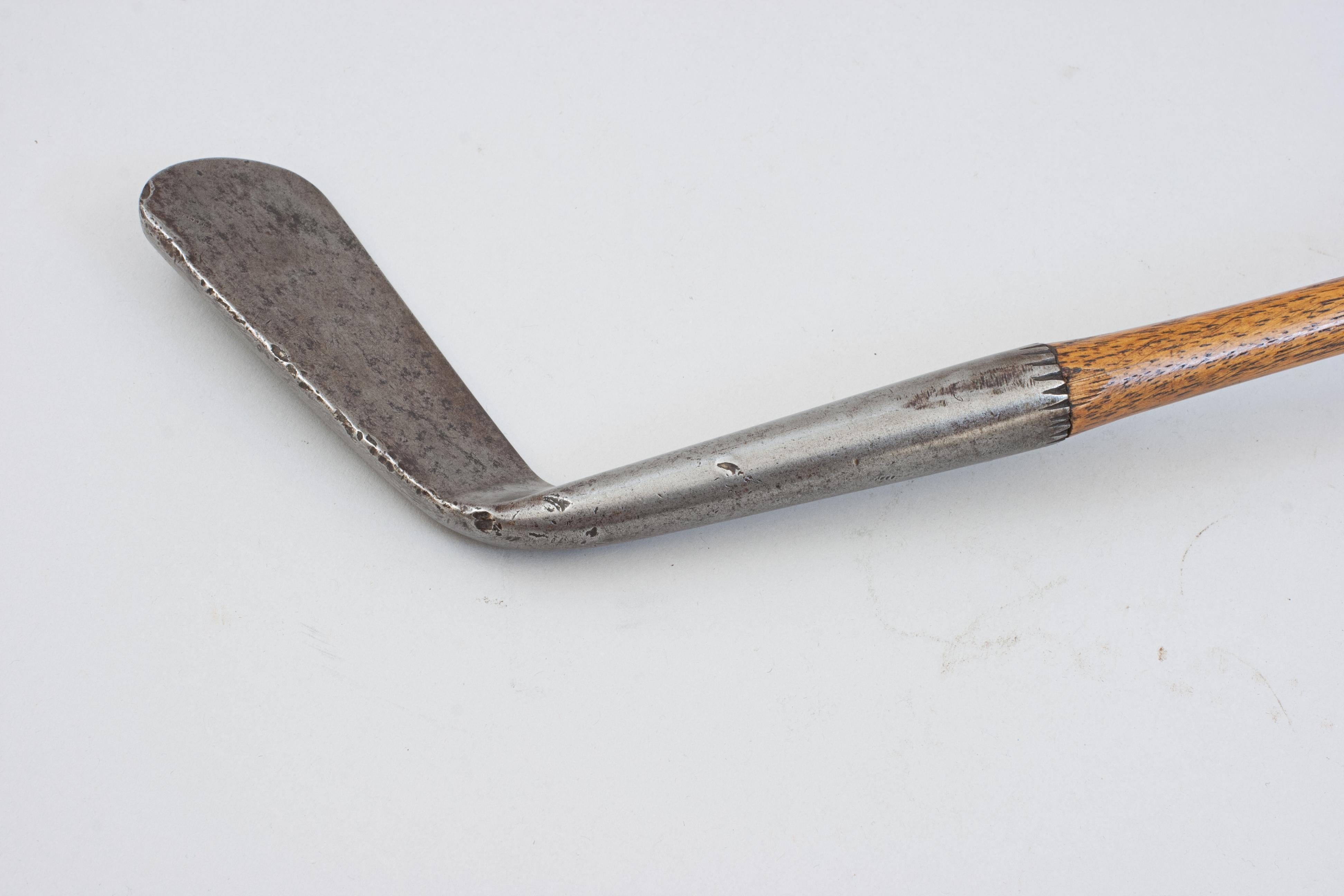Früher Golfschläger, Eisen von W. Wilson aus St. Andrews (19. Jahrhundert) im Angebot