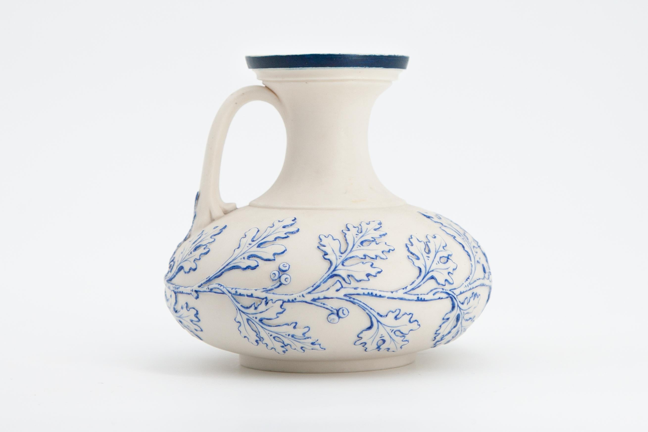 Britannique Vase en porcelaine de Worcester bleu et blanc « Early Grainger Worcester » en vente