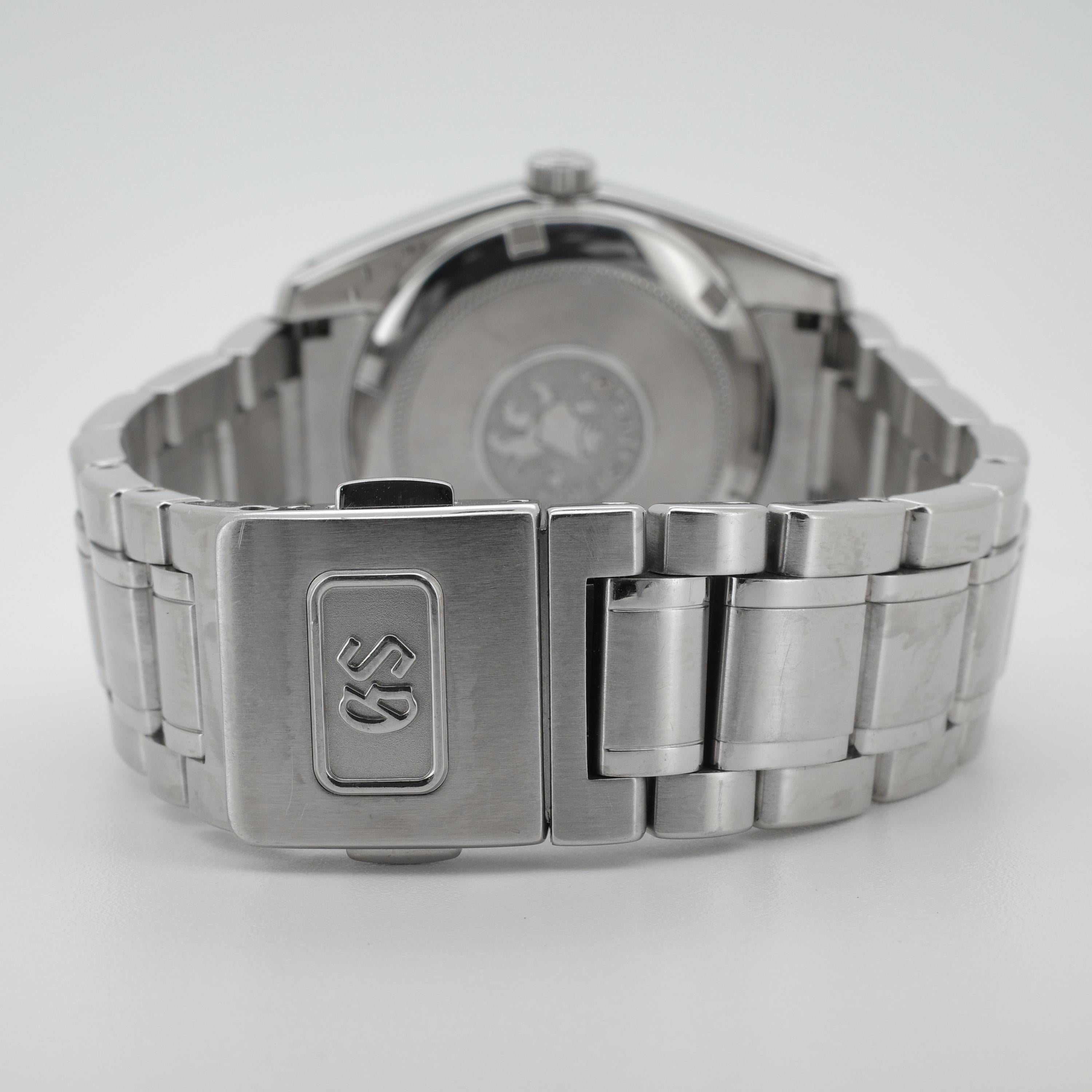 Grand Seiko 9S55 Automatique avec dos en médaillon de lion, certificat complet, Exc. en vente 2