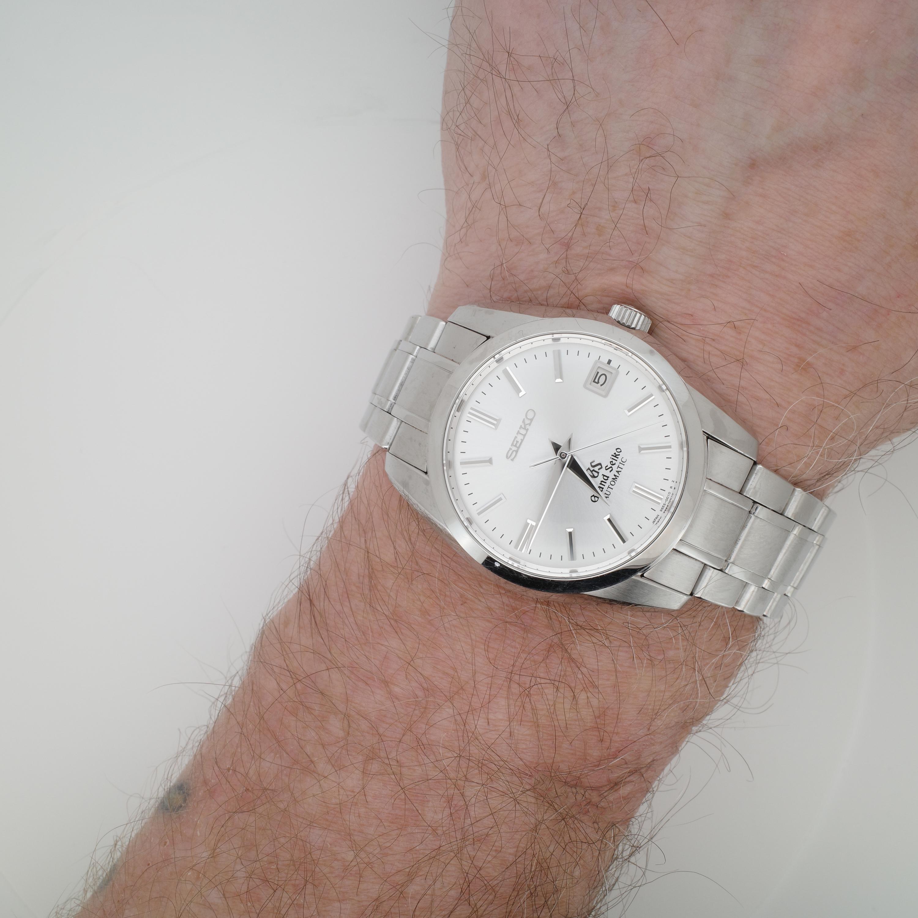 Grand Seiko 9S55 Automatique avec dos en médaillon de lion, certificat complet, Exc. en vente 5